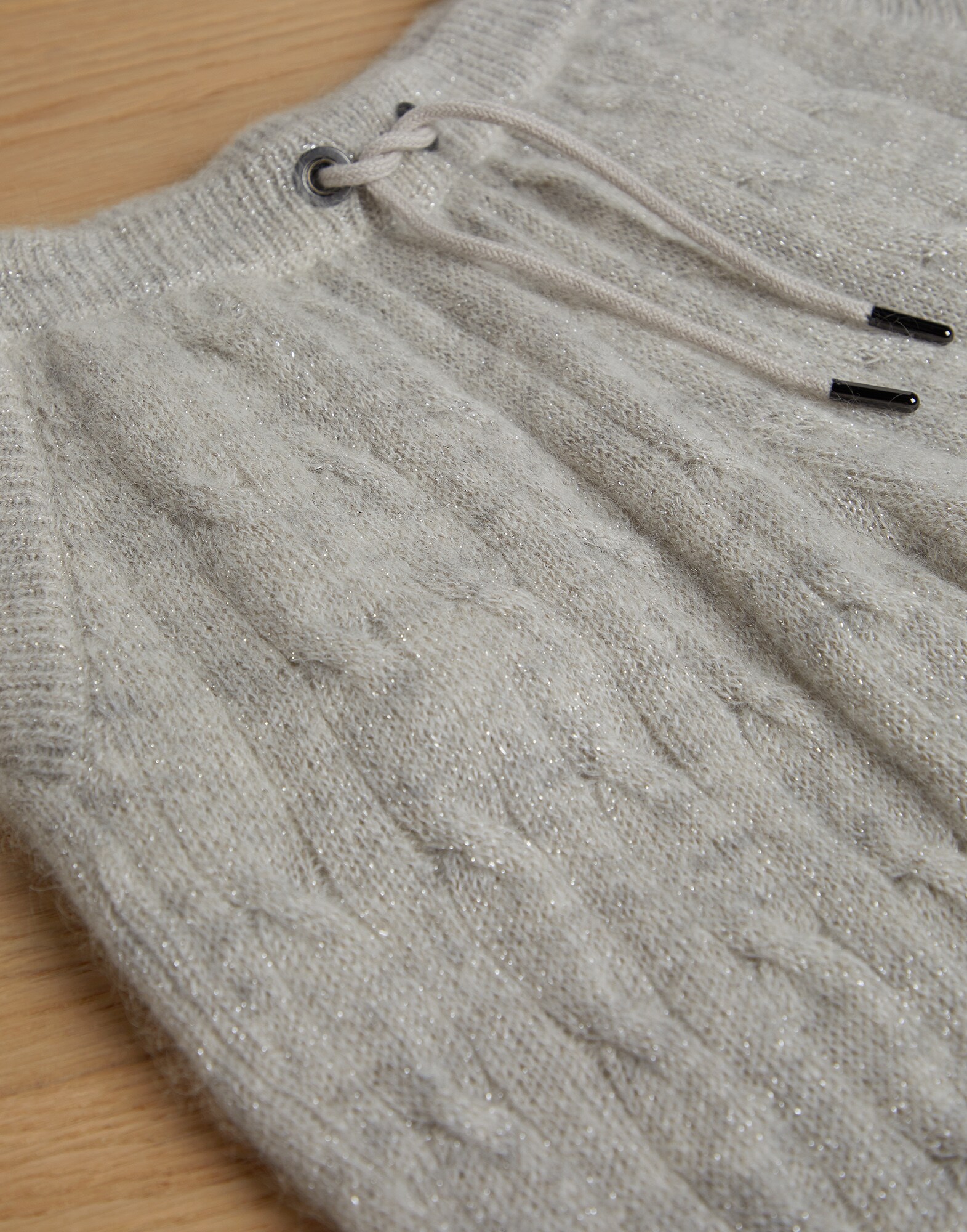 Sweatpants - Detail view