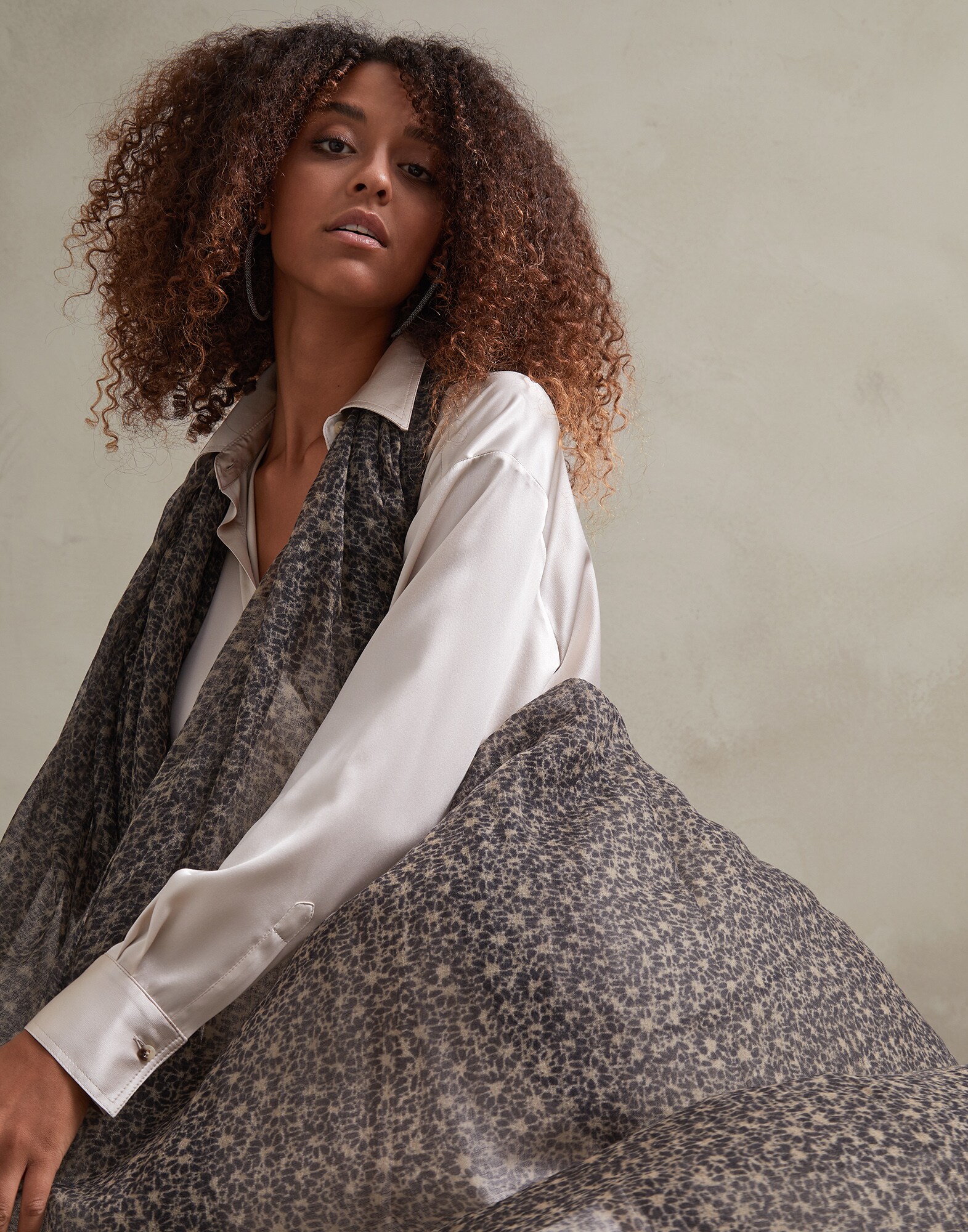 Gemusterter Schal - Editorial