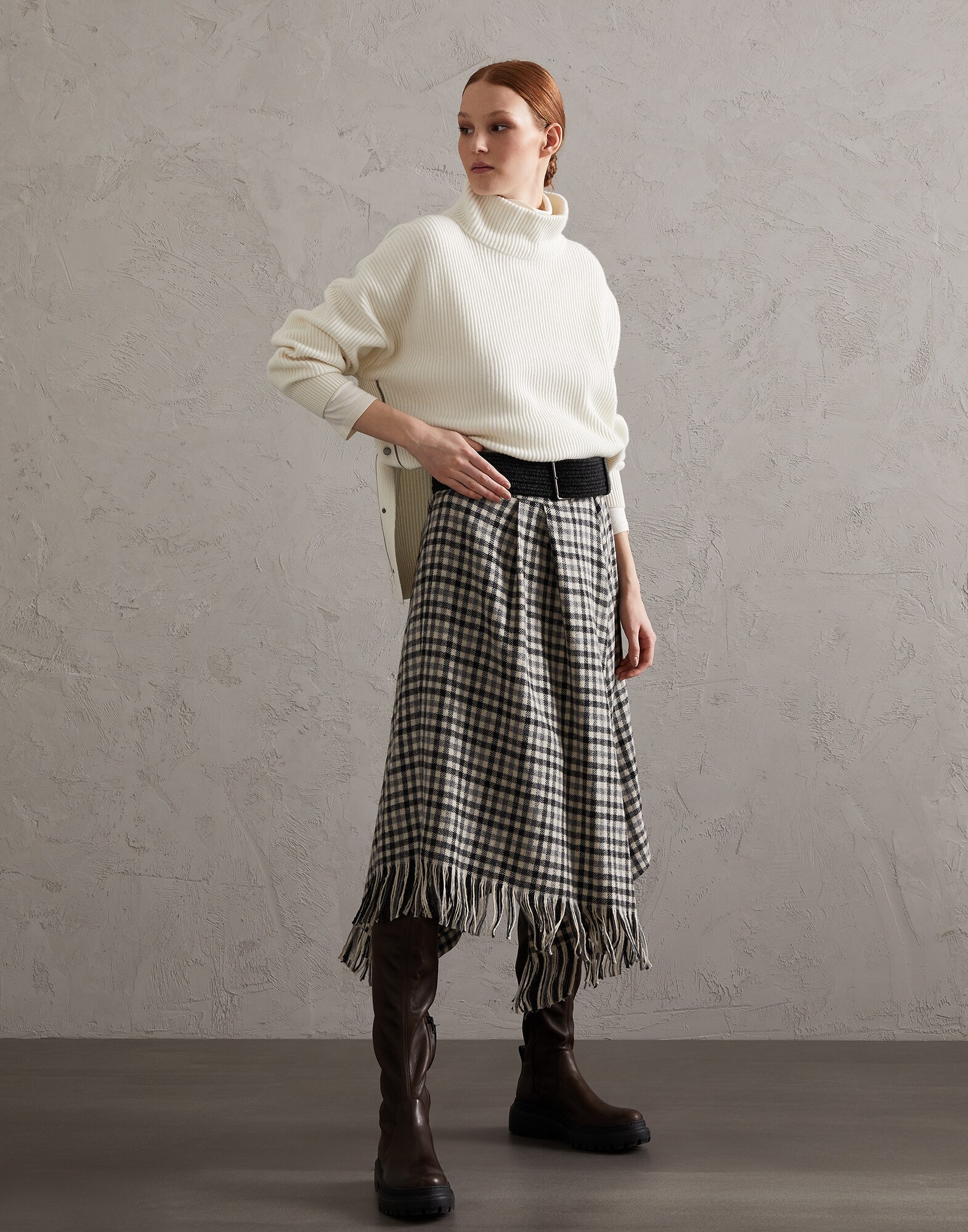 Midi Skirt - Full look