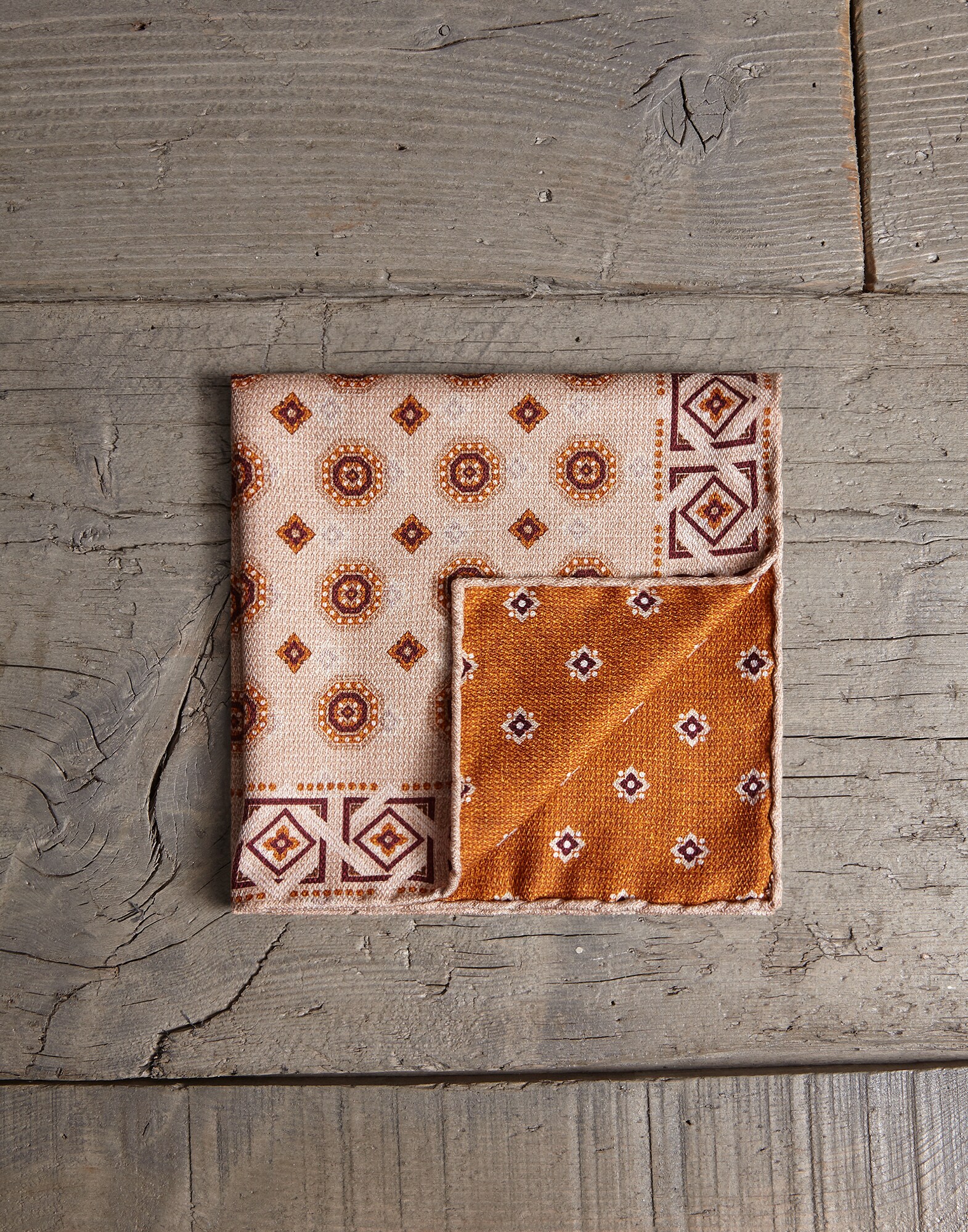 Silk pocket square