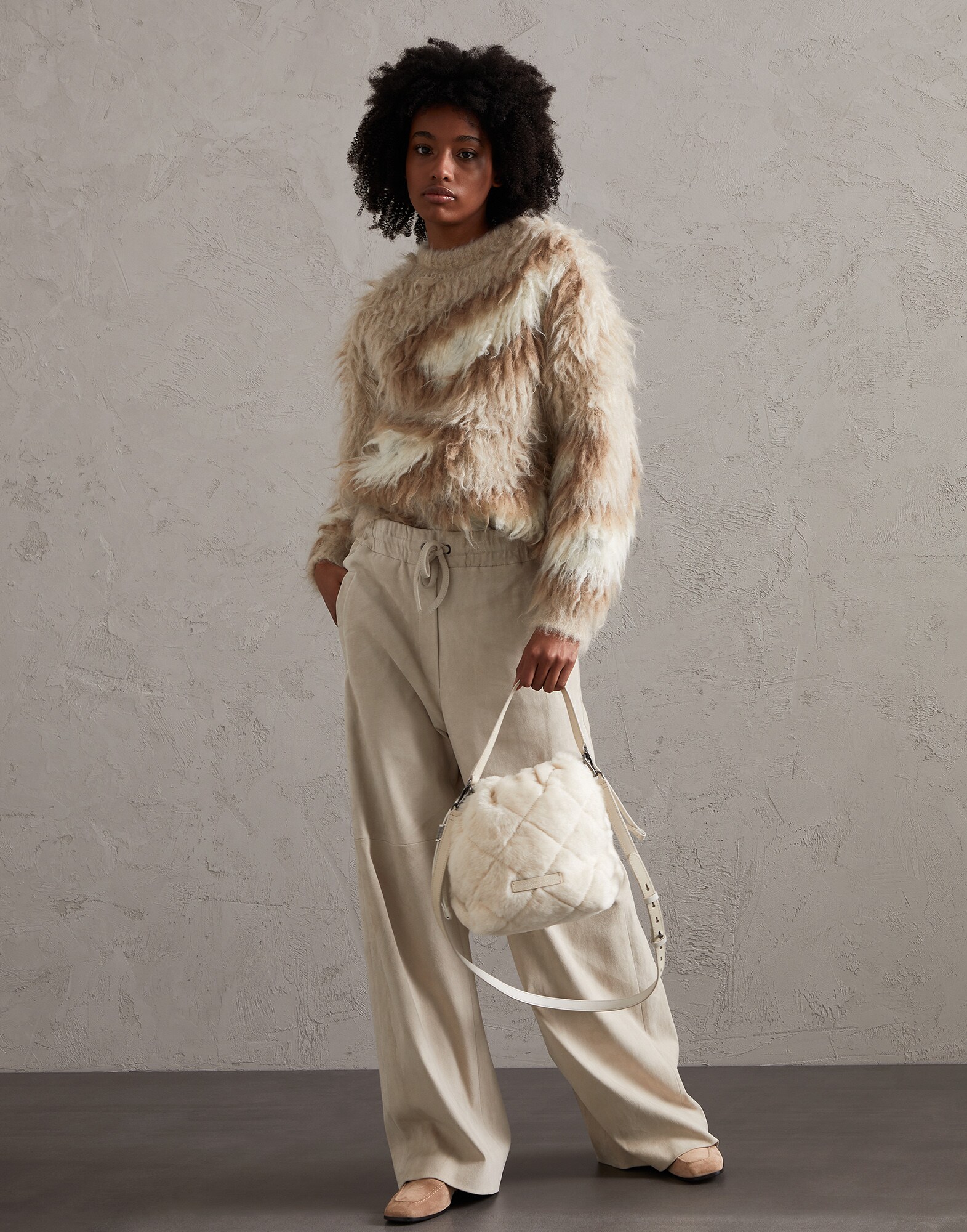 212WOUTFIT89M image number 0