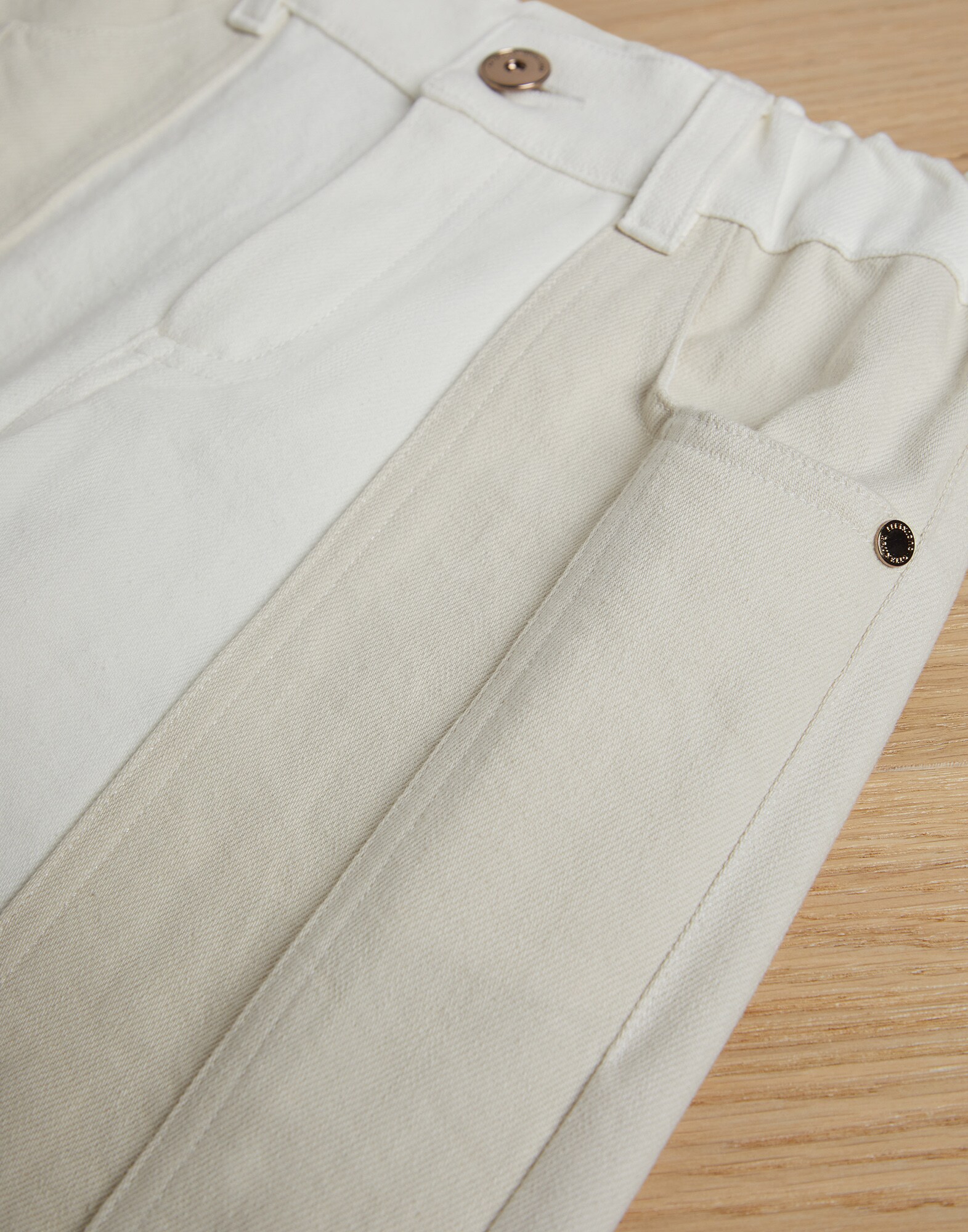 Pantalón de Denim - Vista de detalle