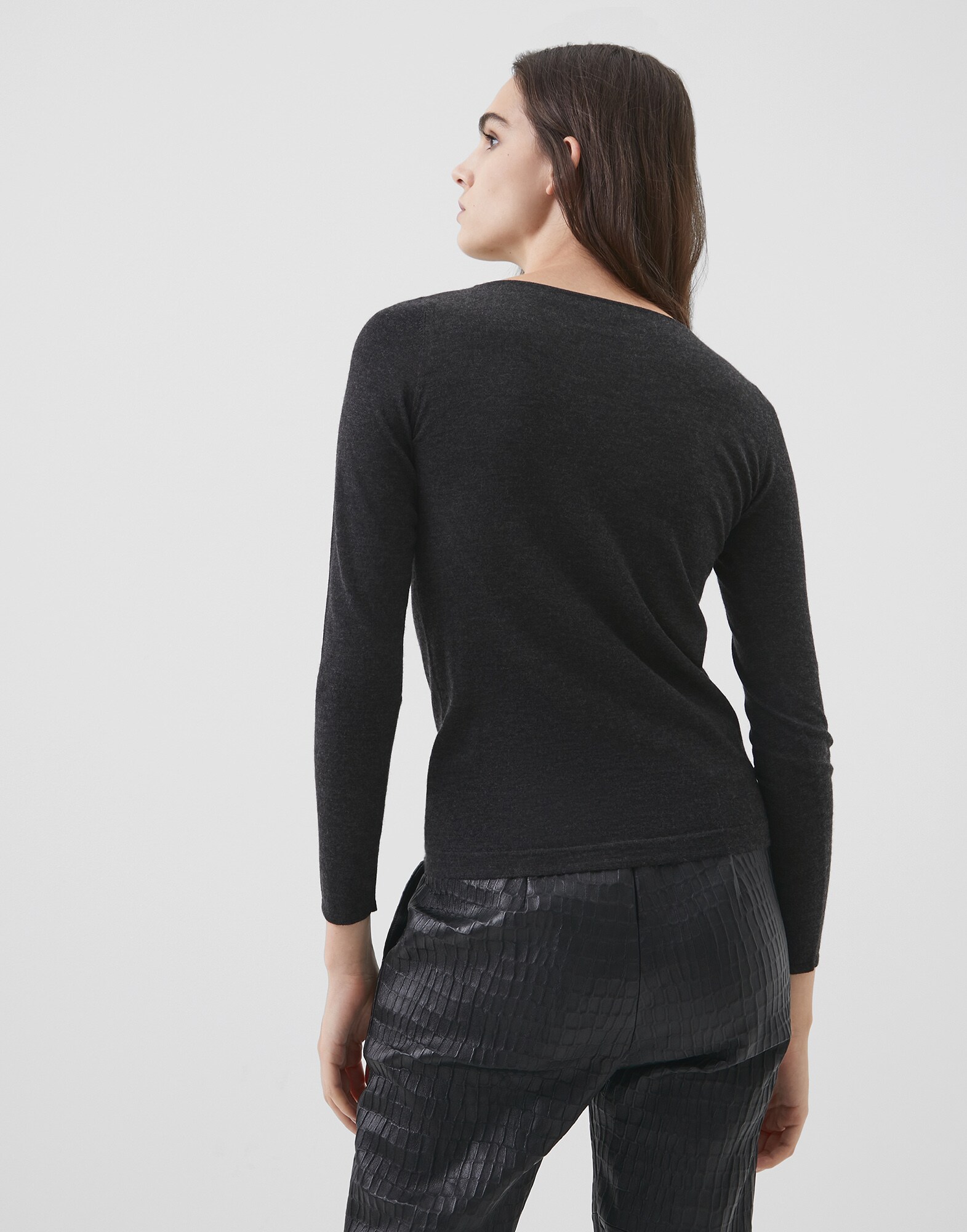 Scoop Neck - Back view