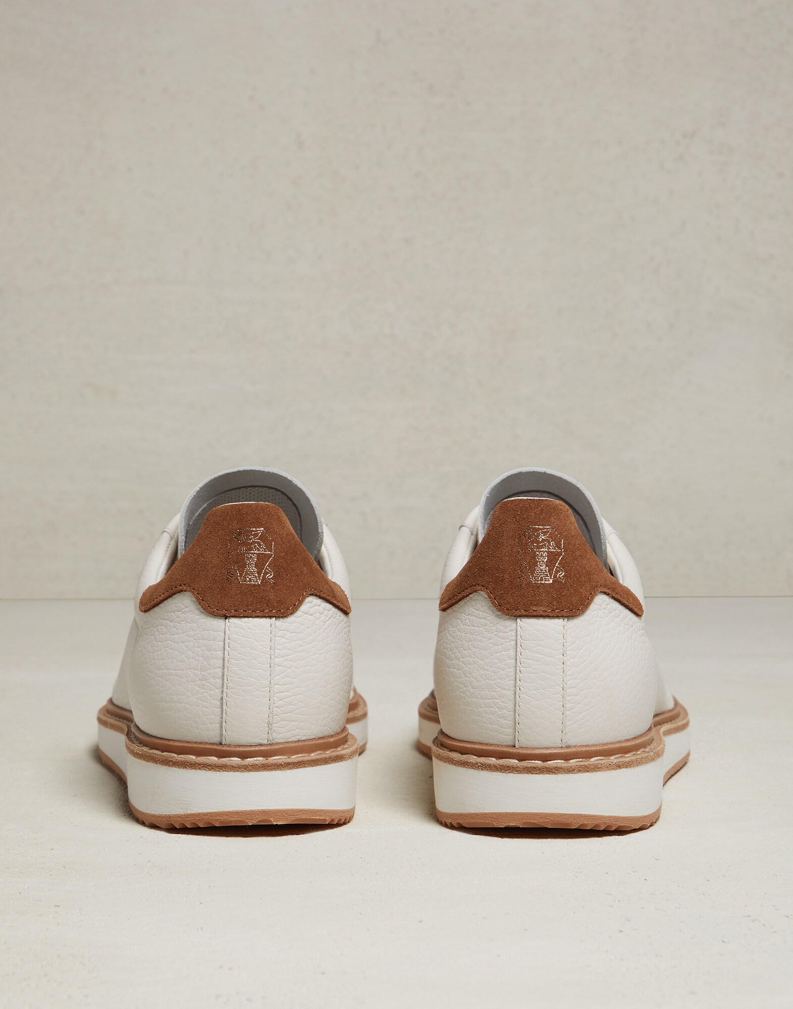 Sneakers - Back view