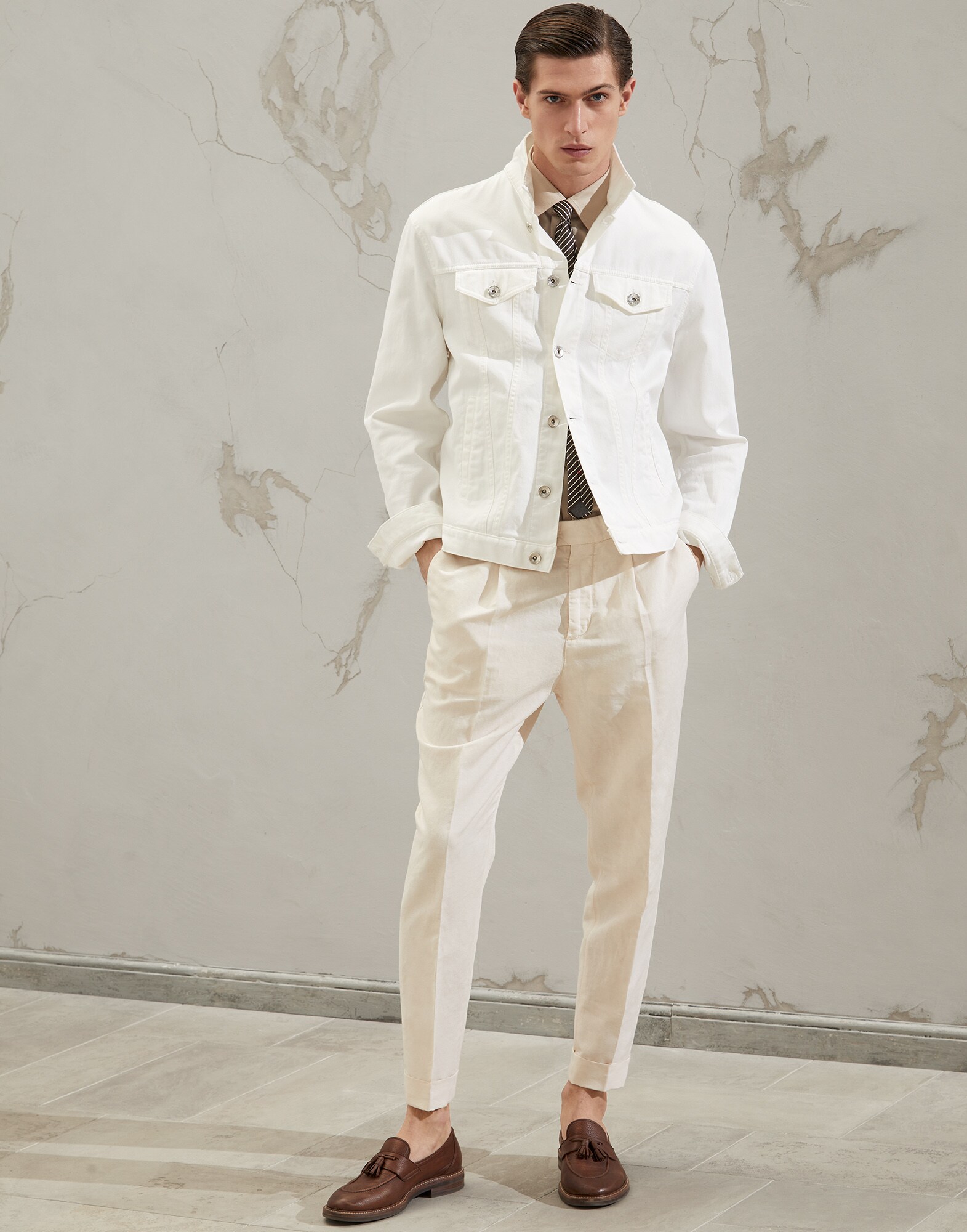 Leisure - Look