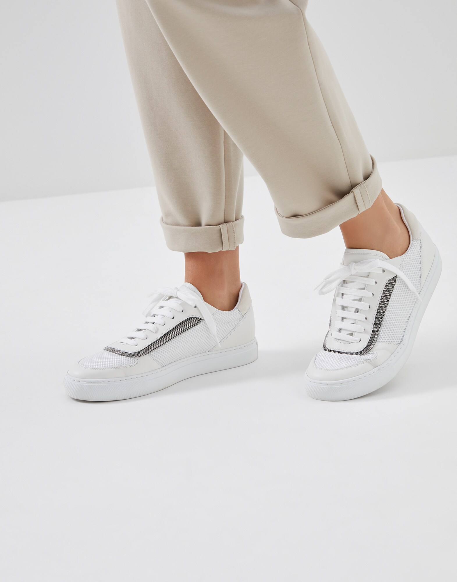 Knit - Editorial view