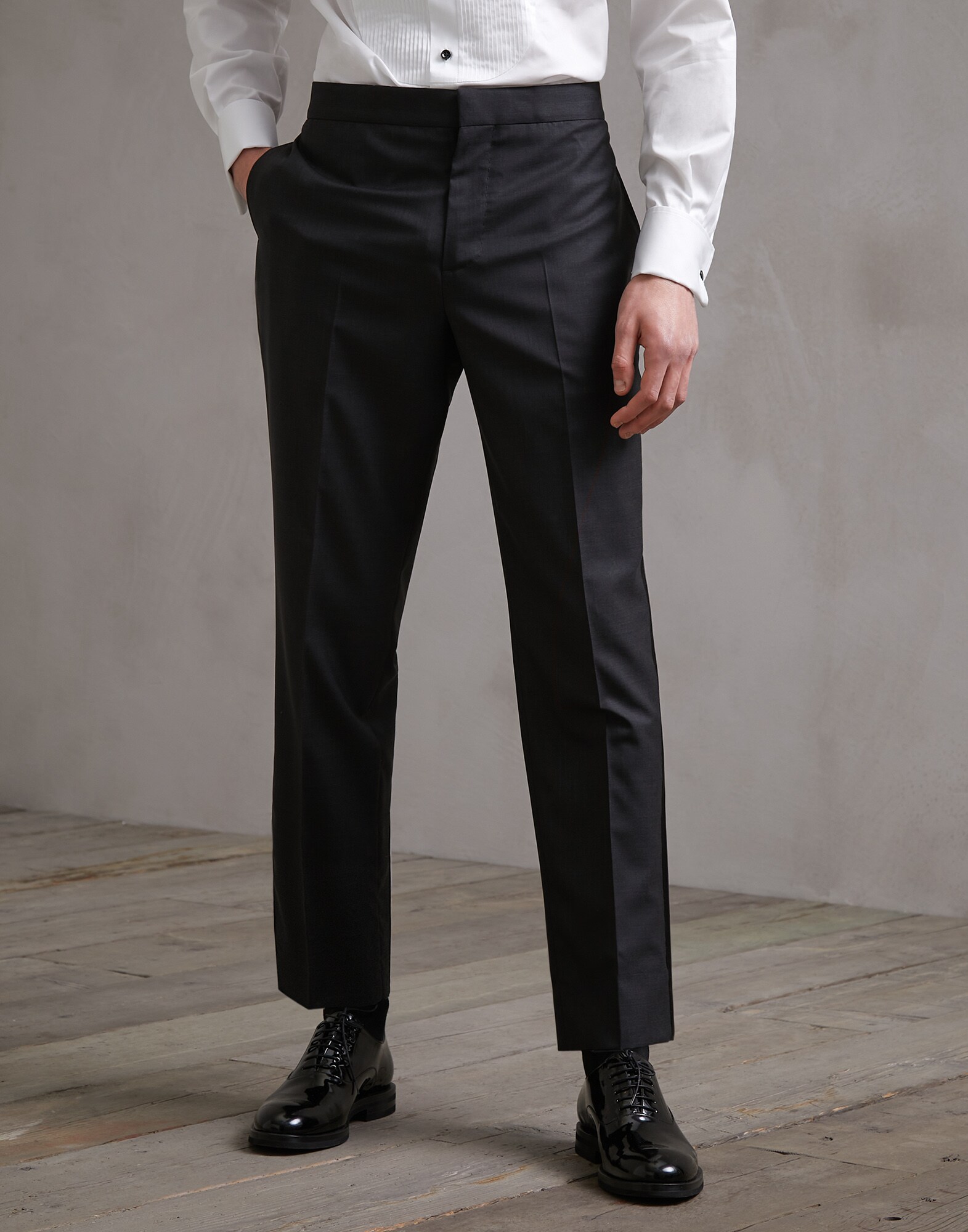 Tuxedo Trousers (202MF460PS99) - Man 