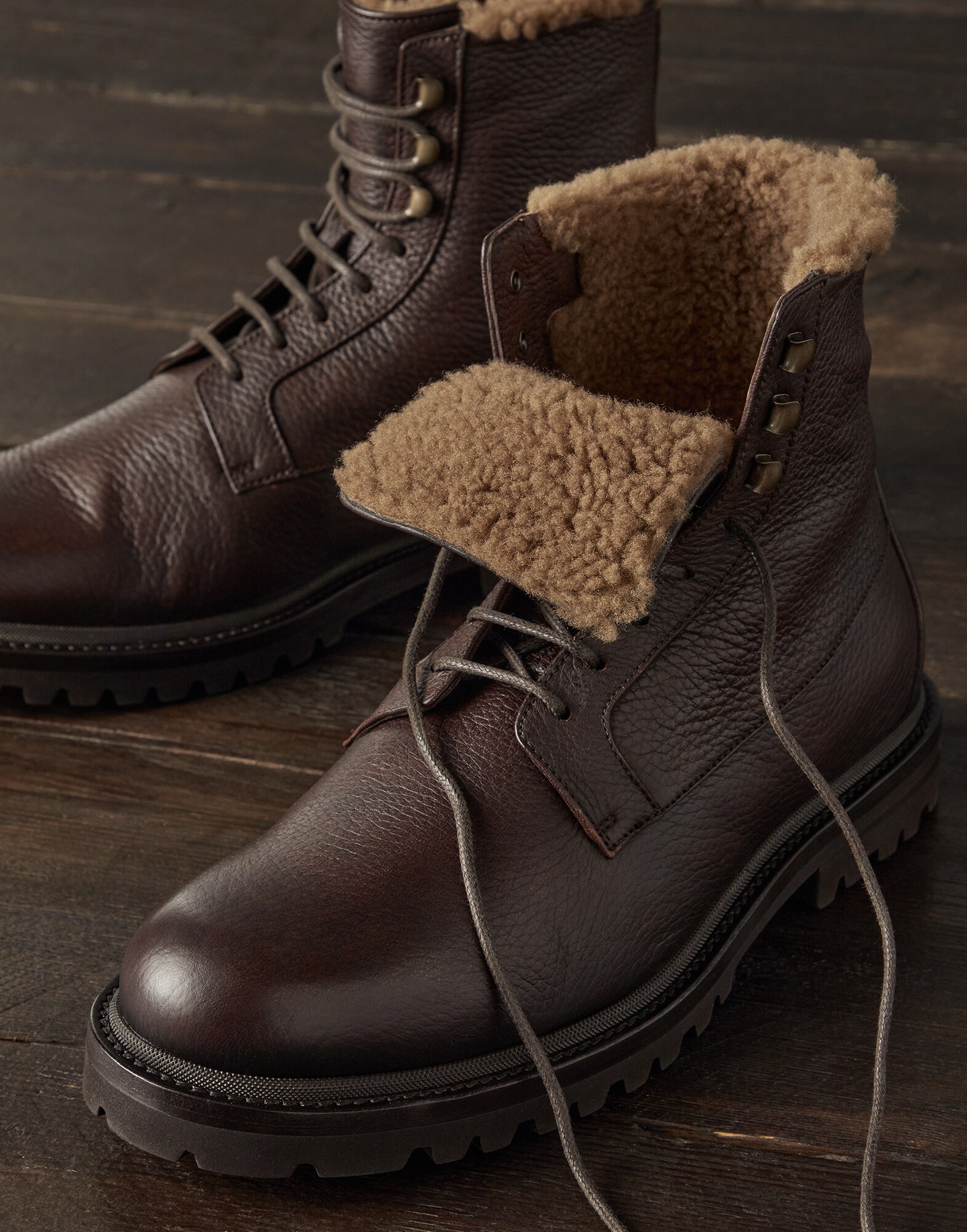 Lace-ups - Detail view
