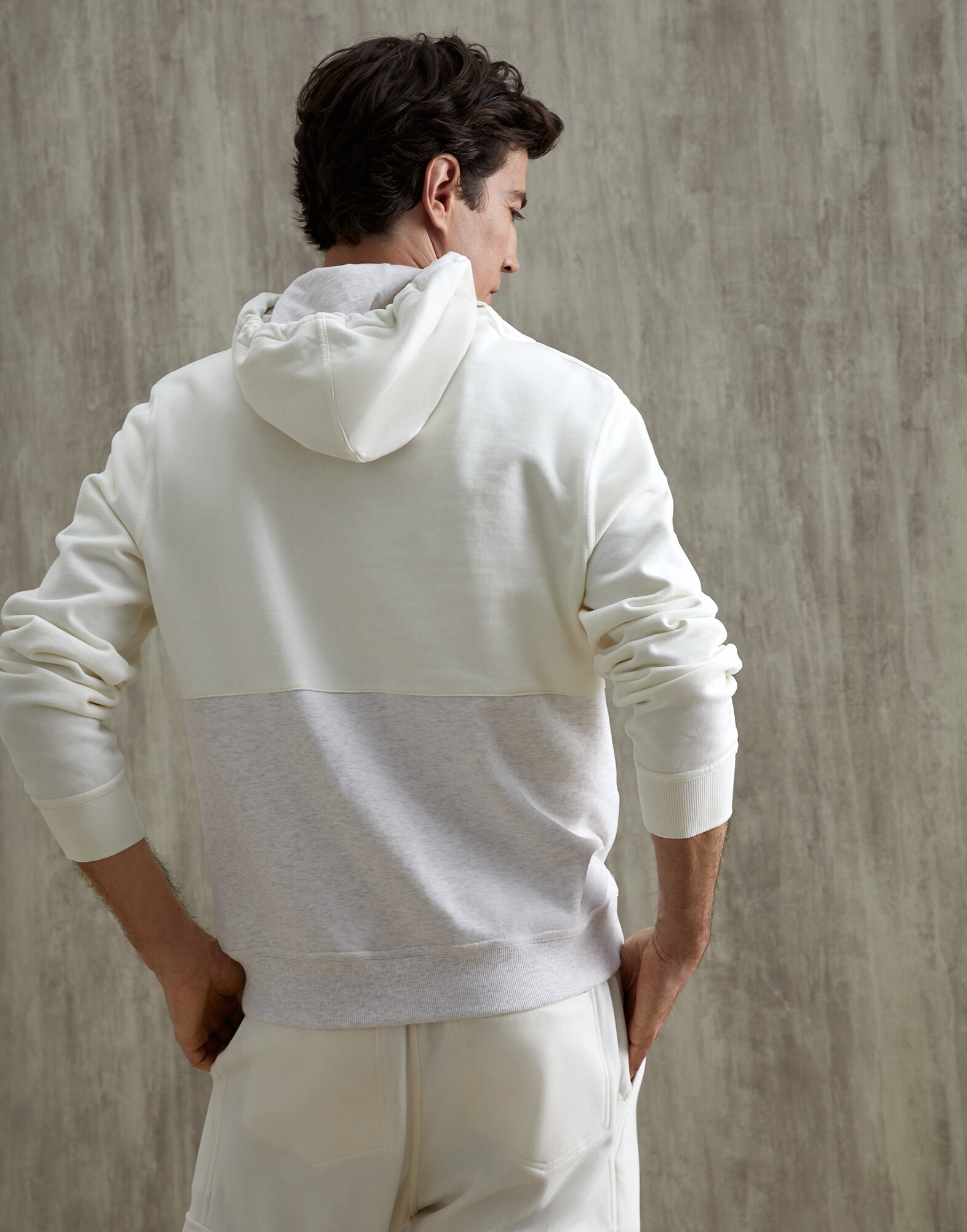 Sweatshirt - Back view