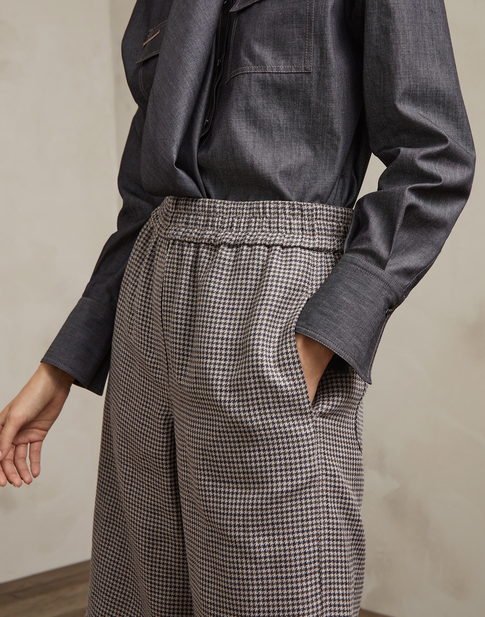 Bermuda Shorts Grey Woman 2 - Brunello Cucinelli