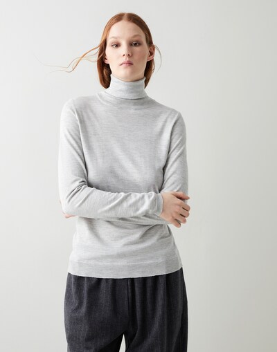 Turtleneck - Front view