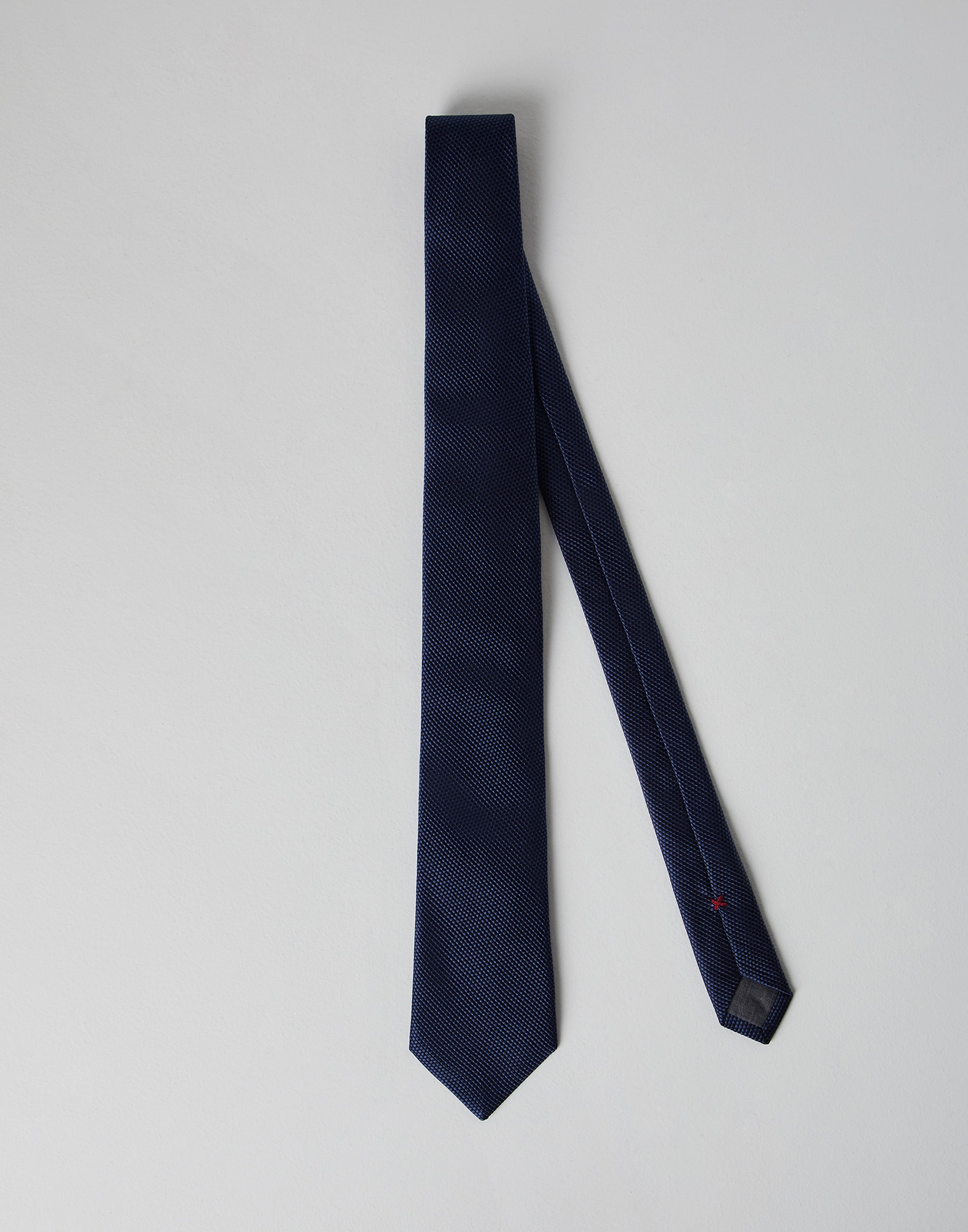 Cravate en soie armurée
