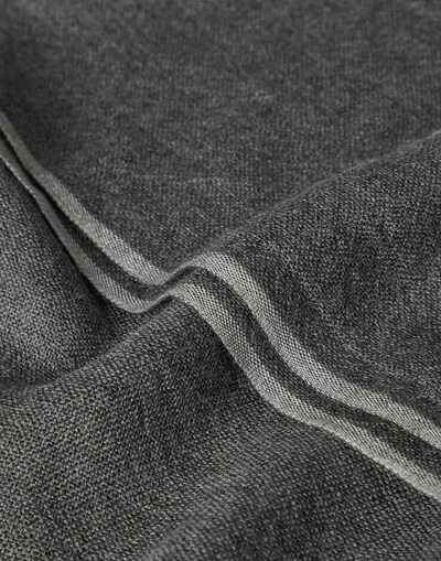 Solid Color - Detail view
