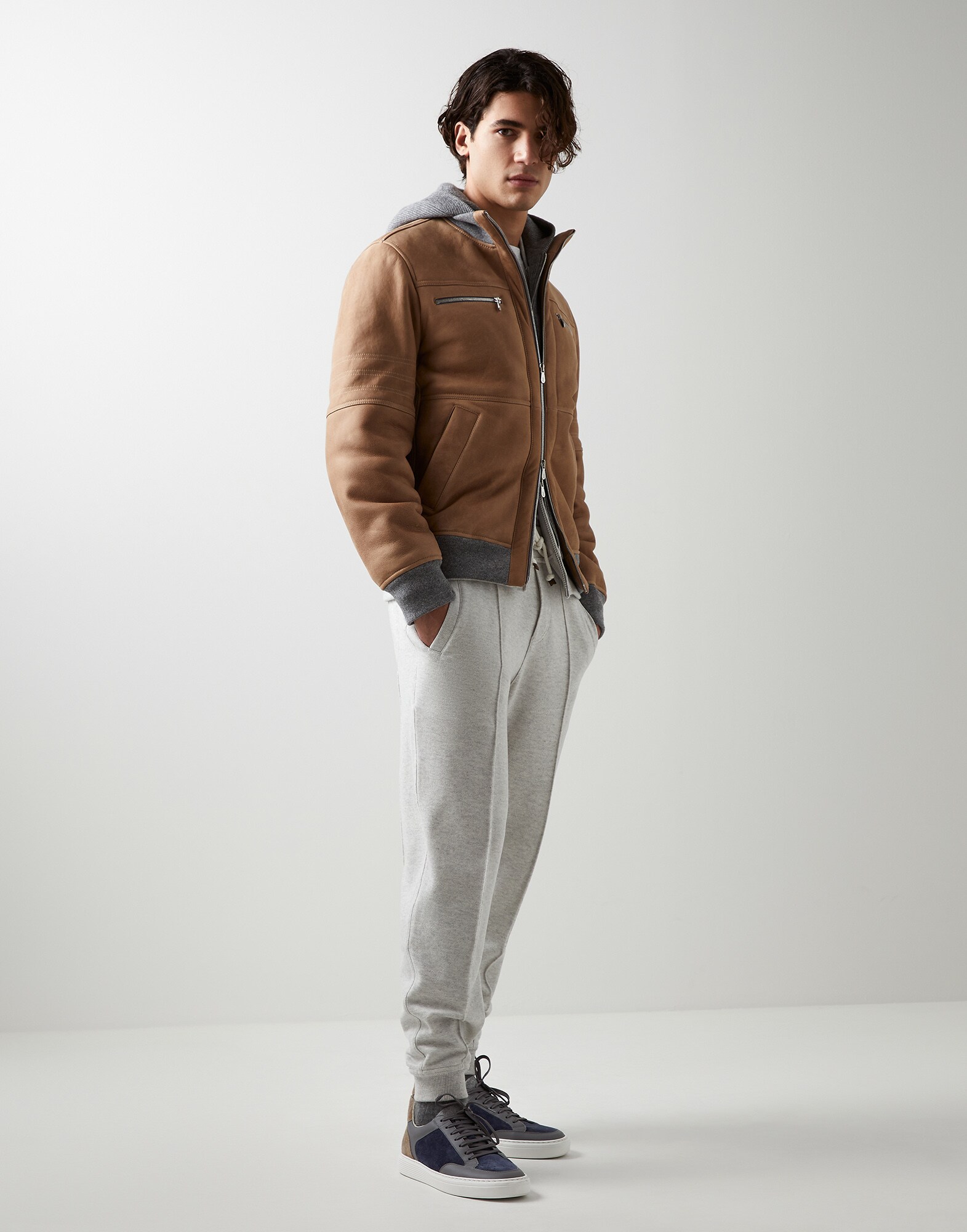 Sweatshirt - Full look