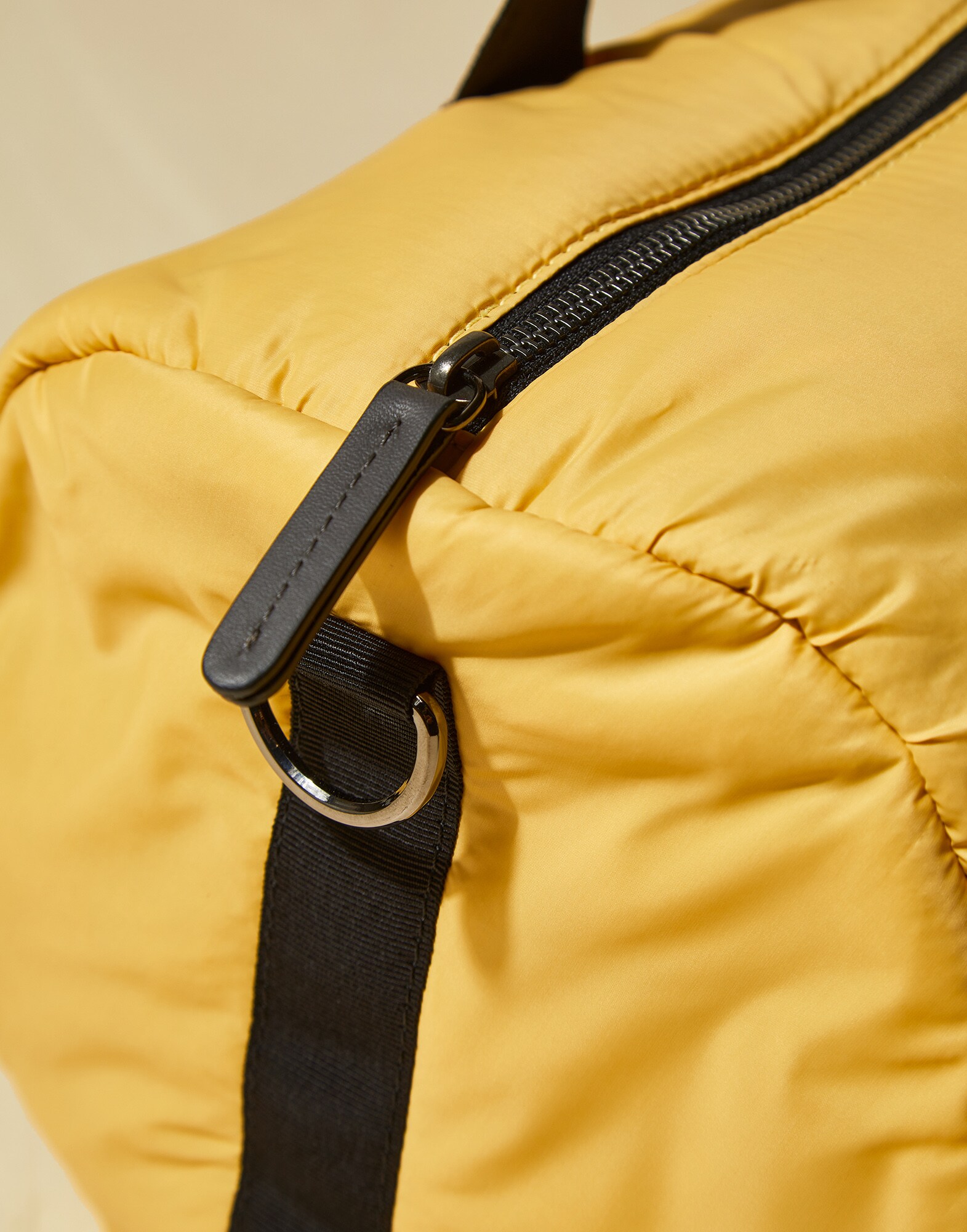 Bags & Backpacks - Detail view