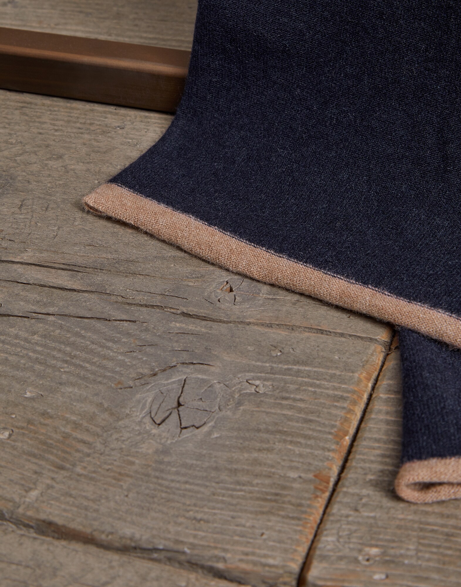 Écharpe Unie Bleu Marine Homme 2 - Brunello Cucinelli