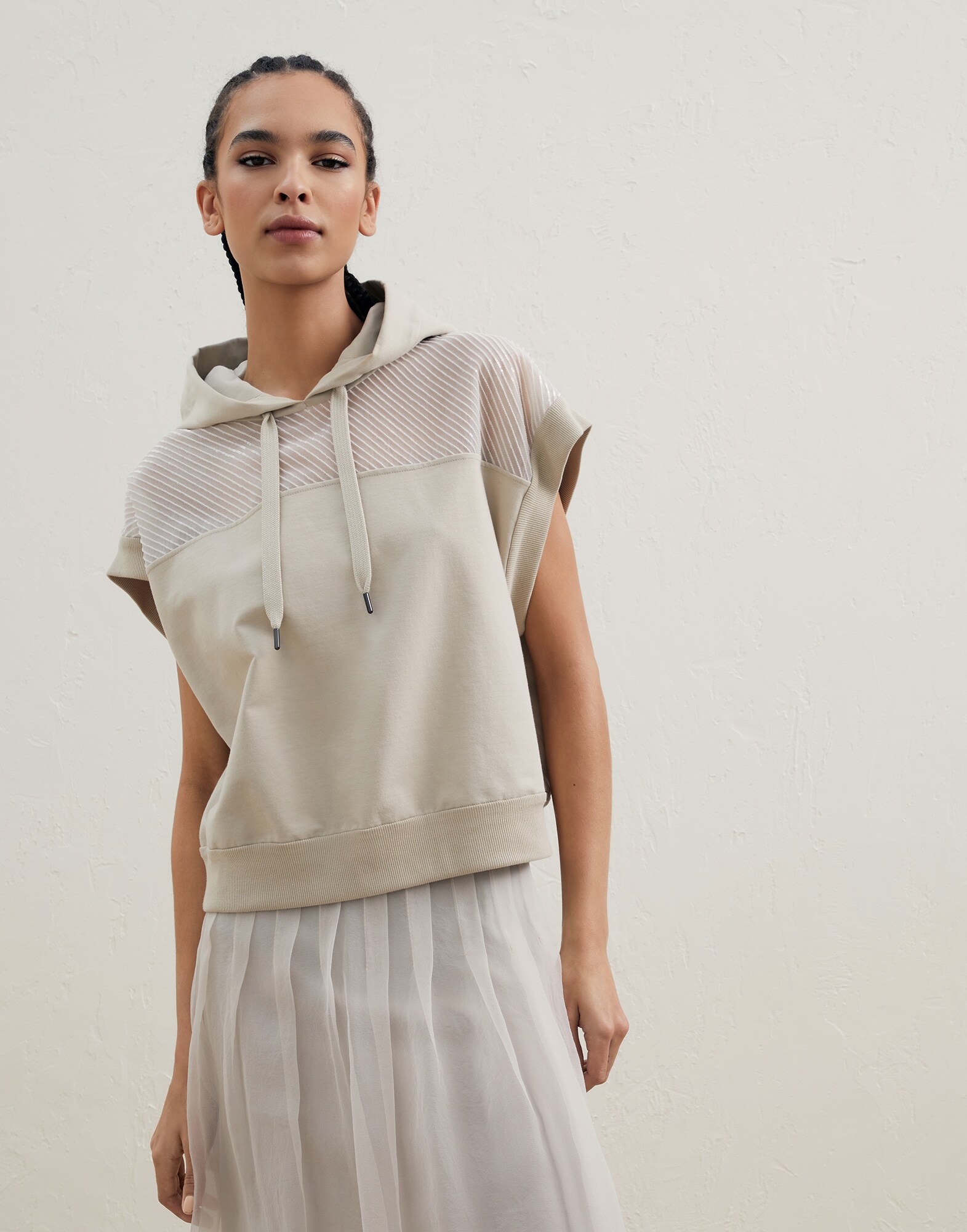 Dazzling Embroidery-Topwear