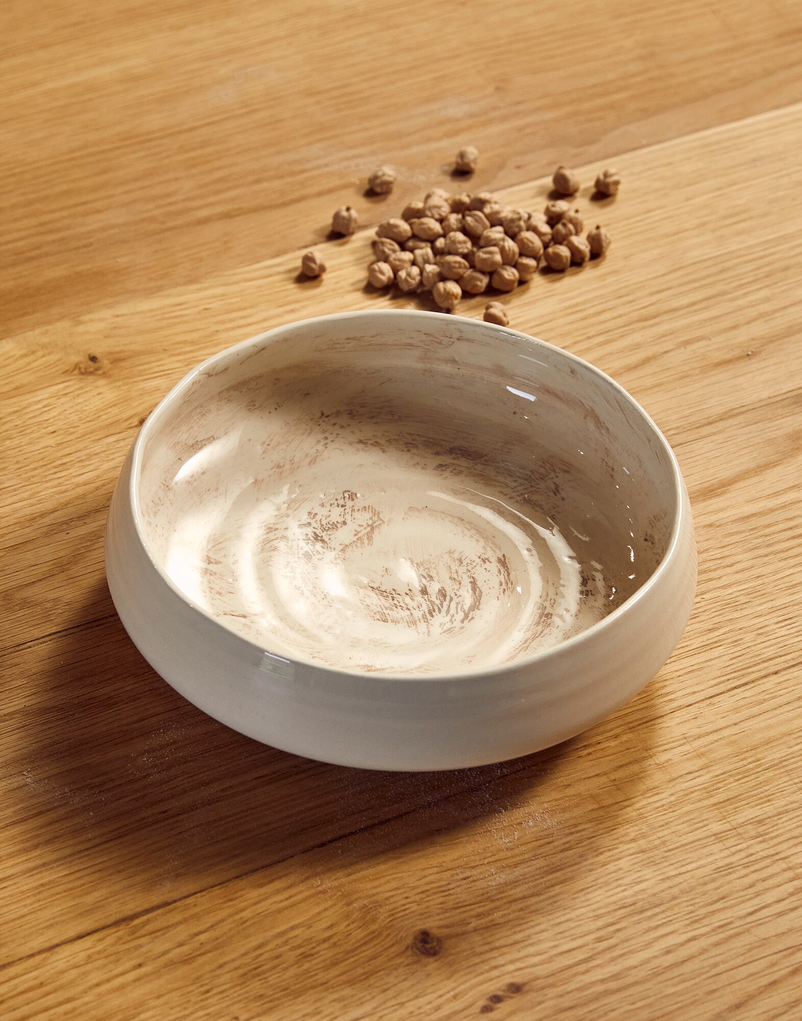 Dinnerware - Editorial