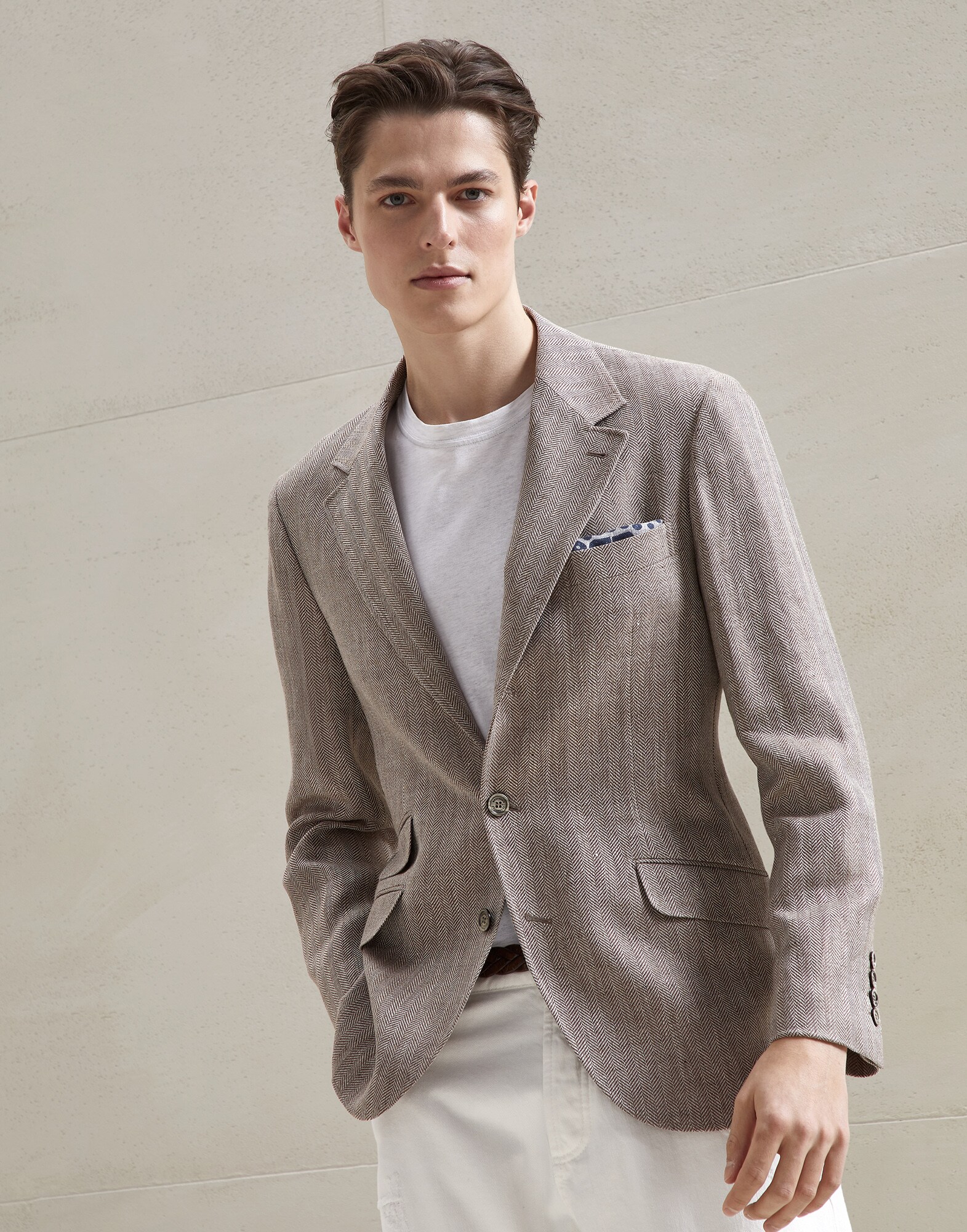 brunello cucinelli wool and cashmere suit