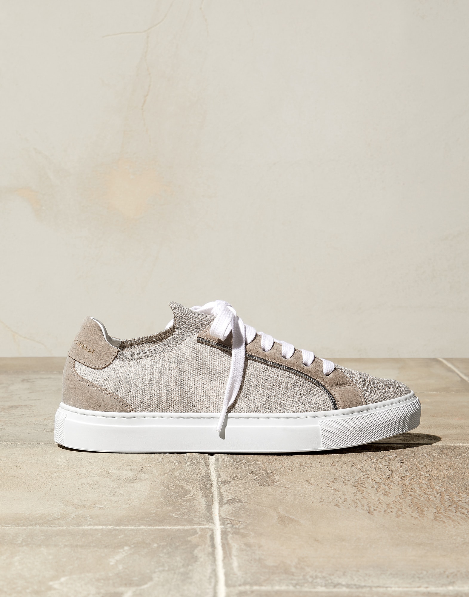 Sneakers - Full look