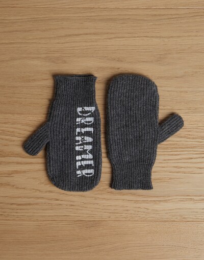 Hats & Gloves - Front view