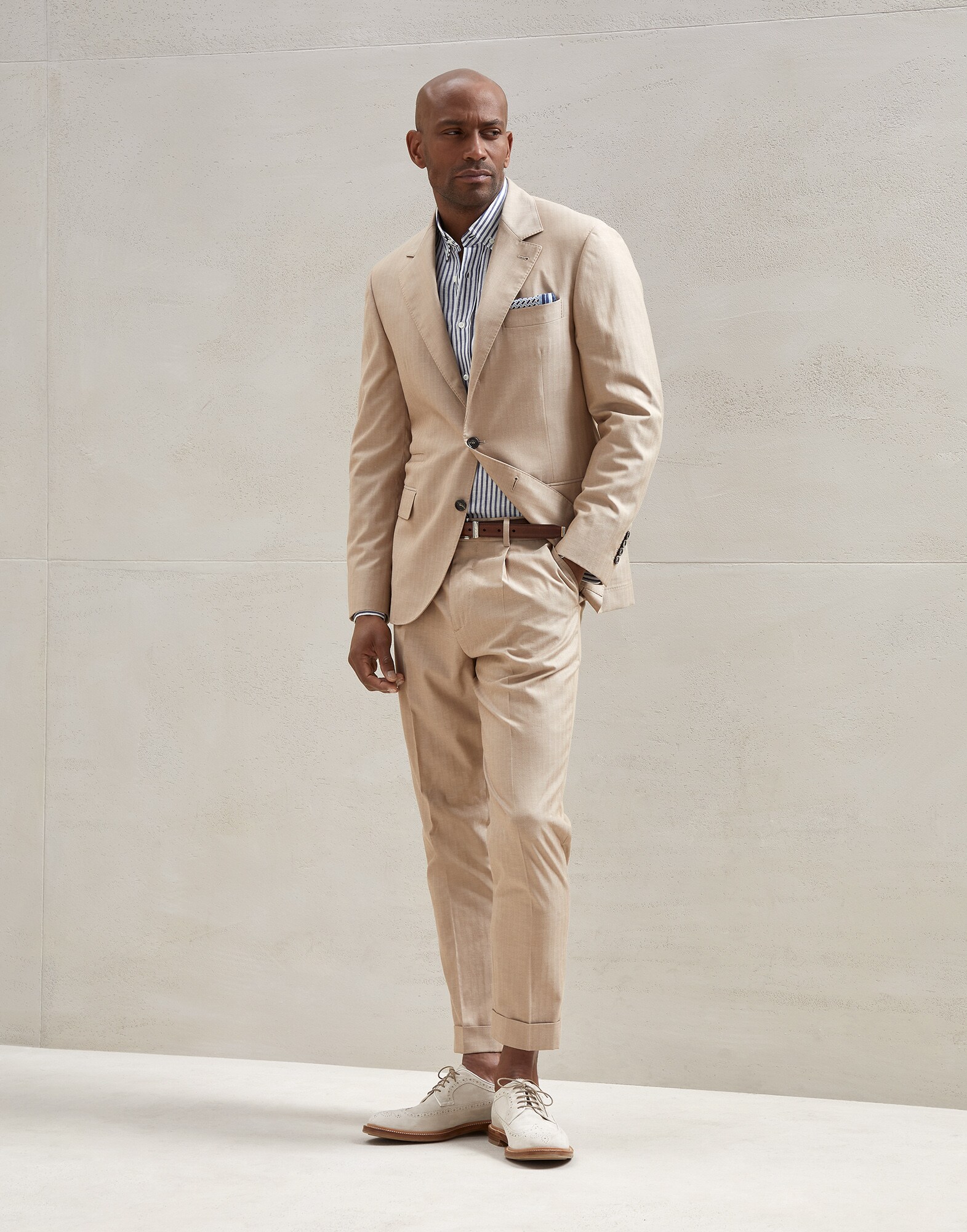 Leisure - Vue tenue complète