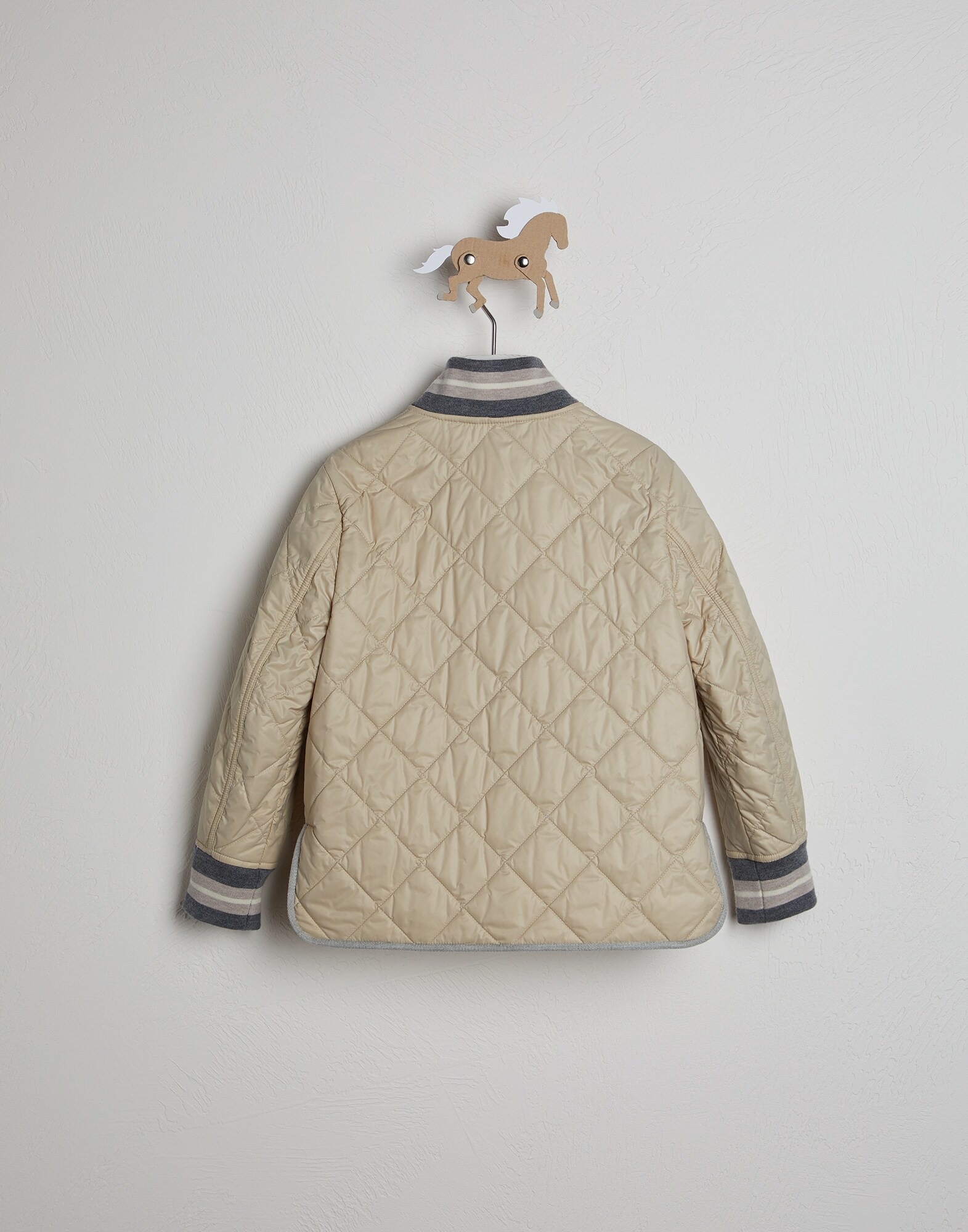 Vêtements Outerwear - Vue arrière