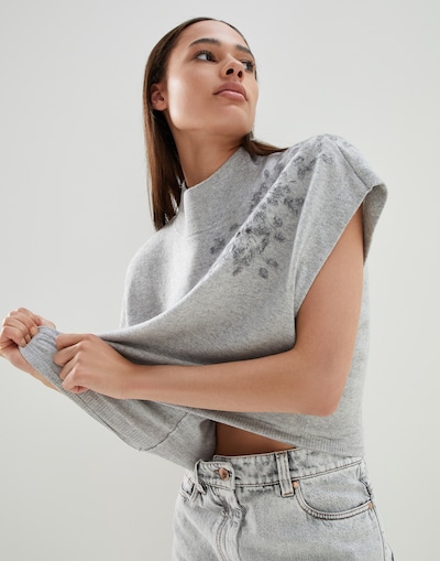 Knitted Top - Editorial view