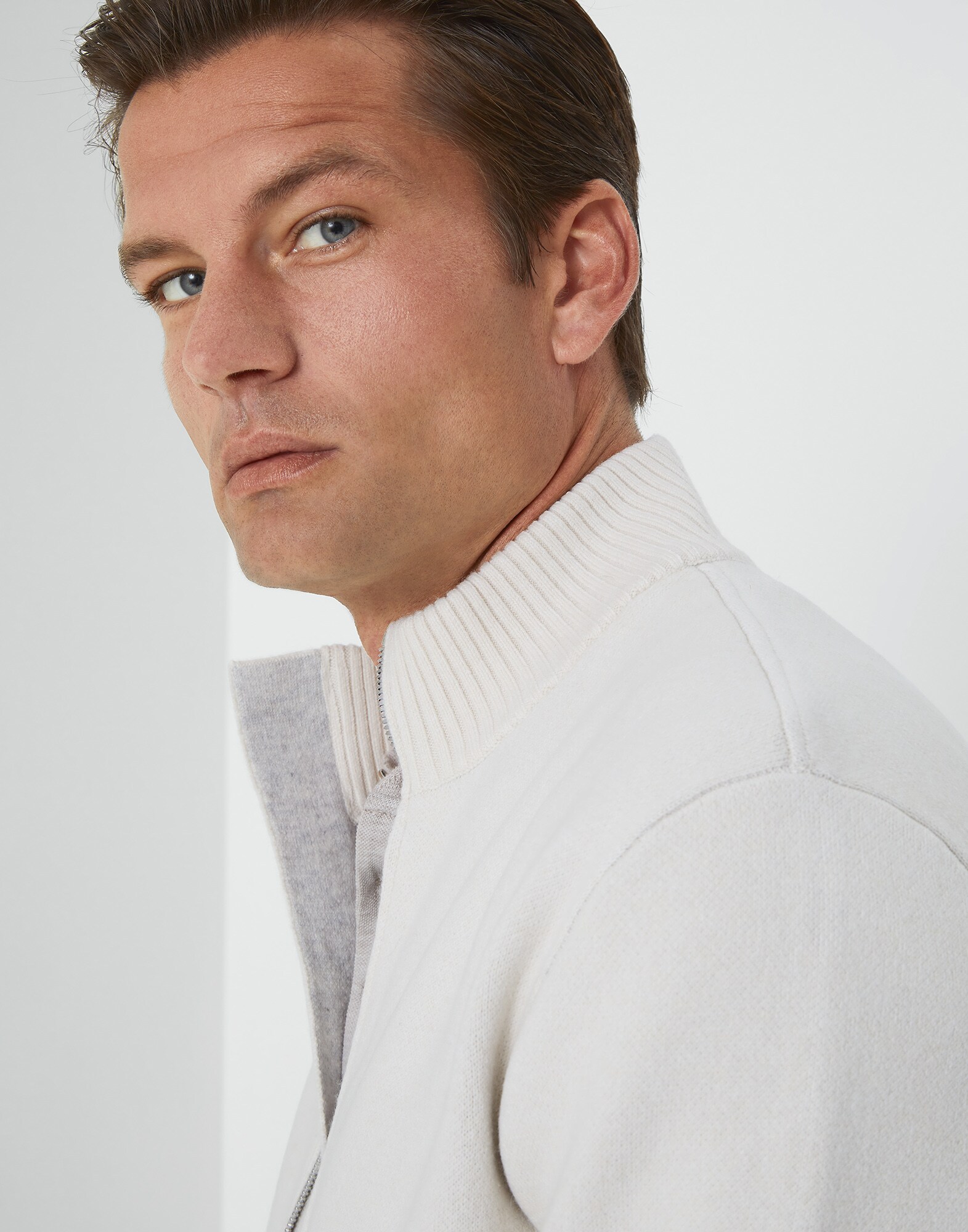 Zip-front Cardigan - Detail