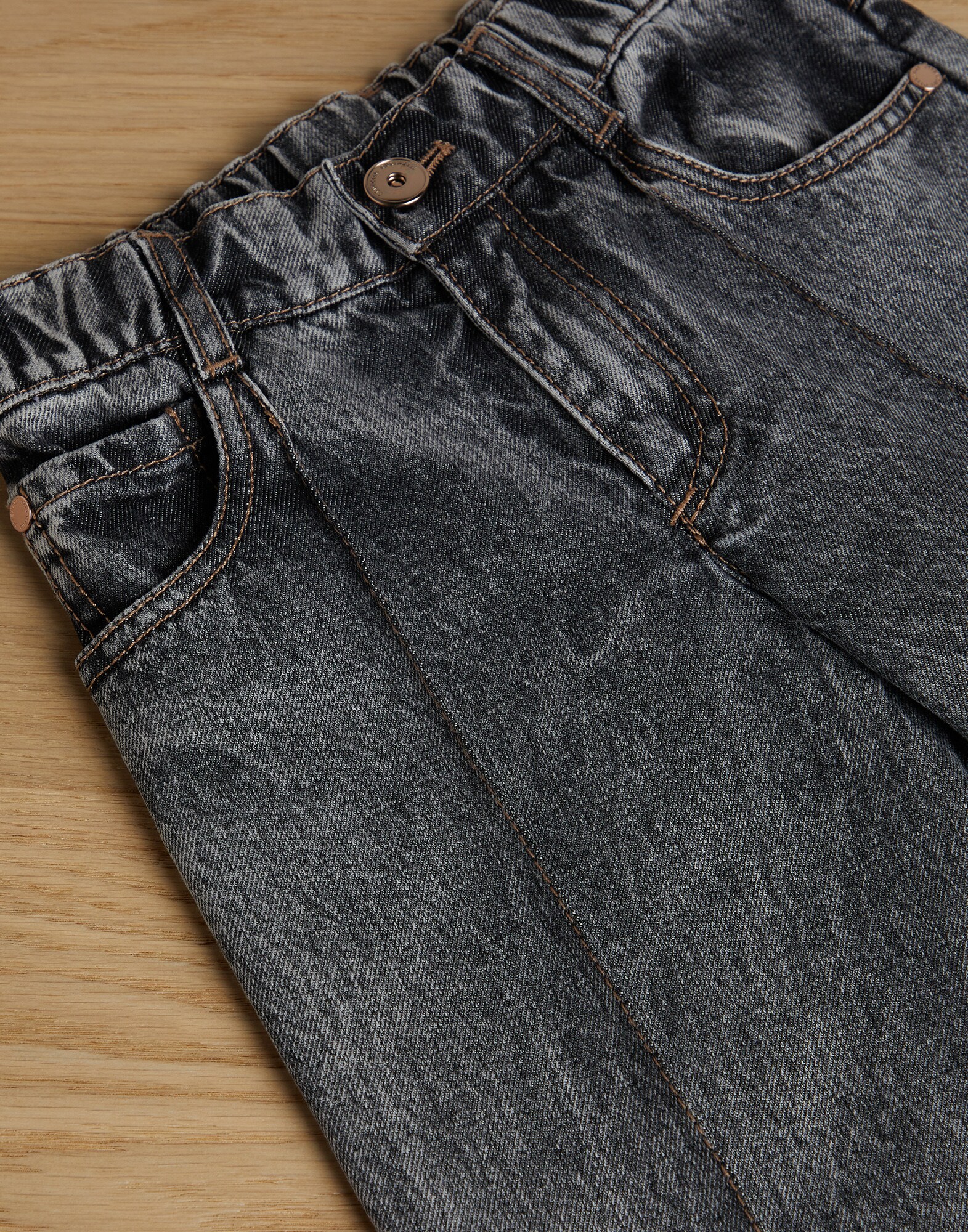 Denim Pants - Detail view