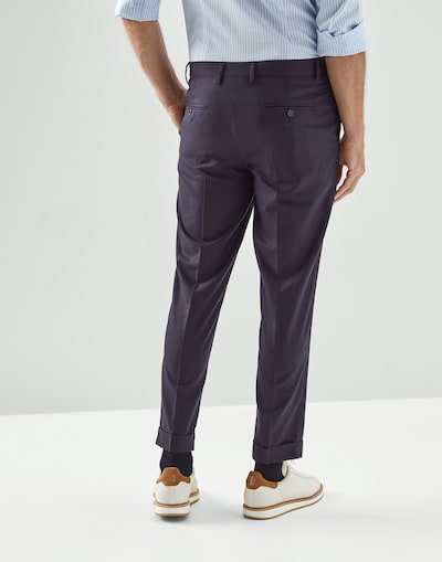 Flat front - Back view