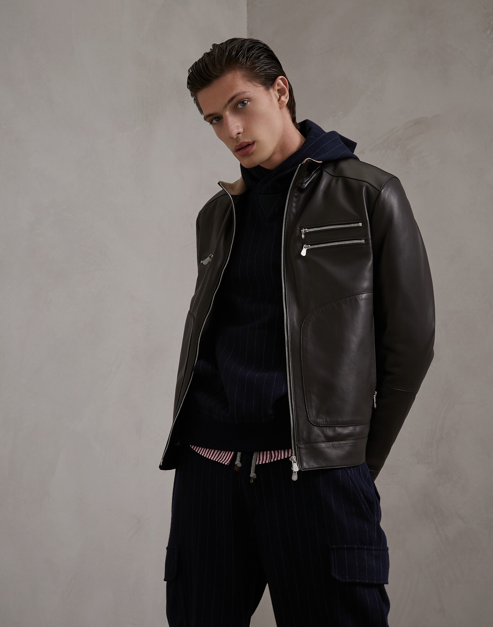 Leder - Editorial
