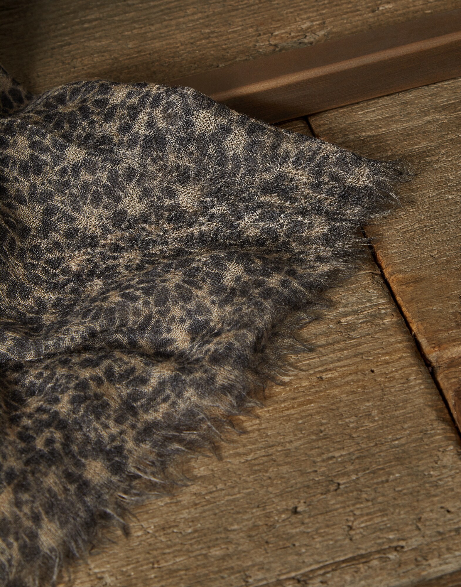 Gemusterter Schal - Detail