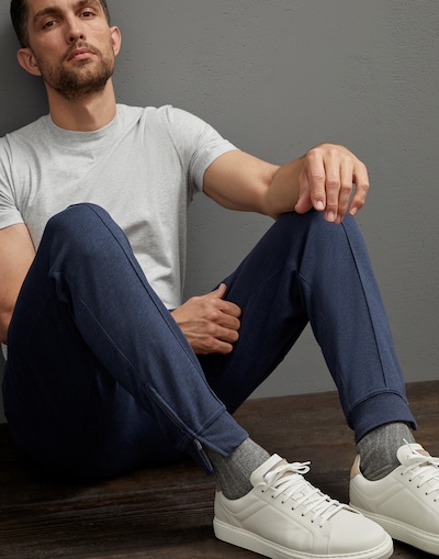 Sweatpants - Detail view