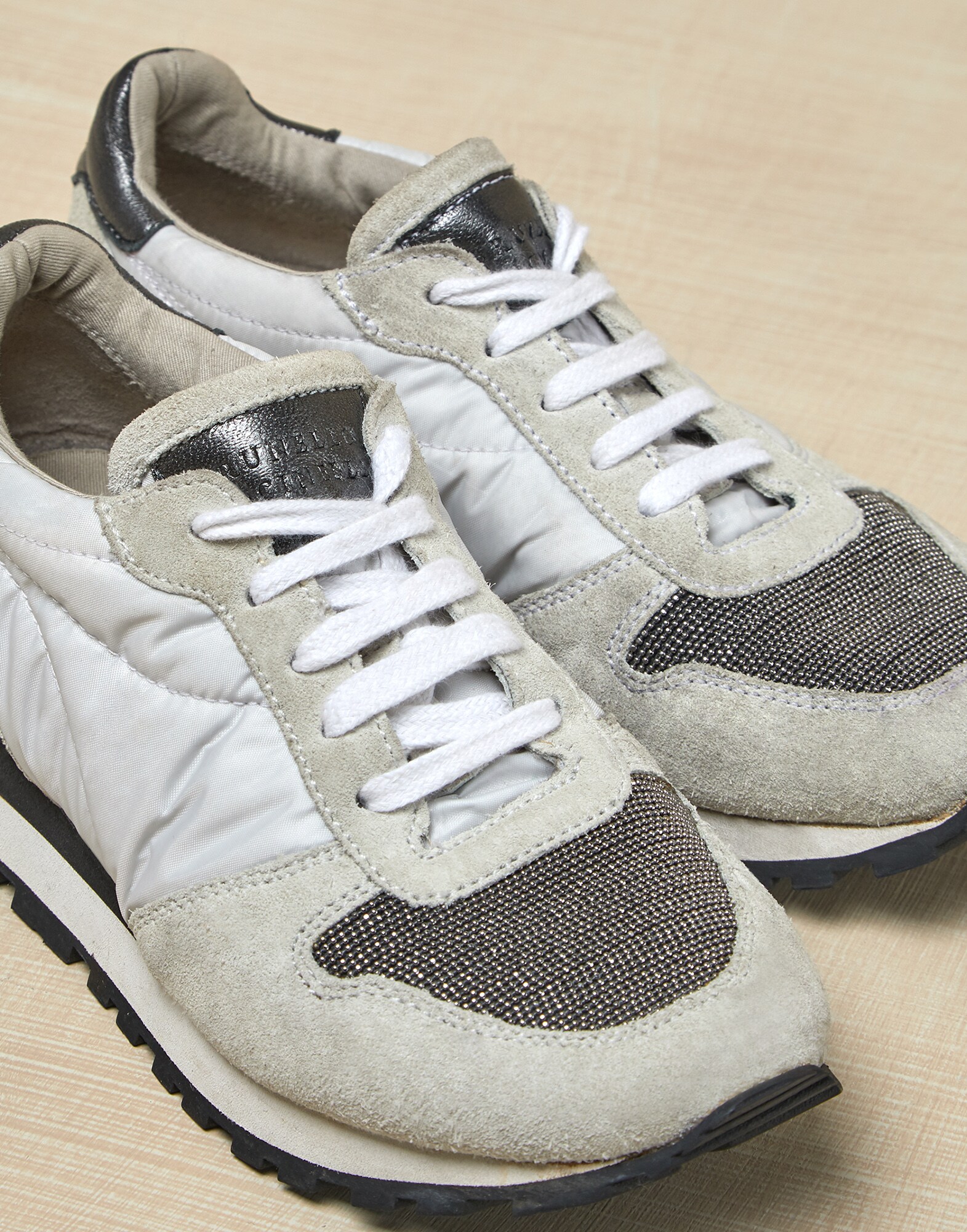 Sneakers - Detail