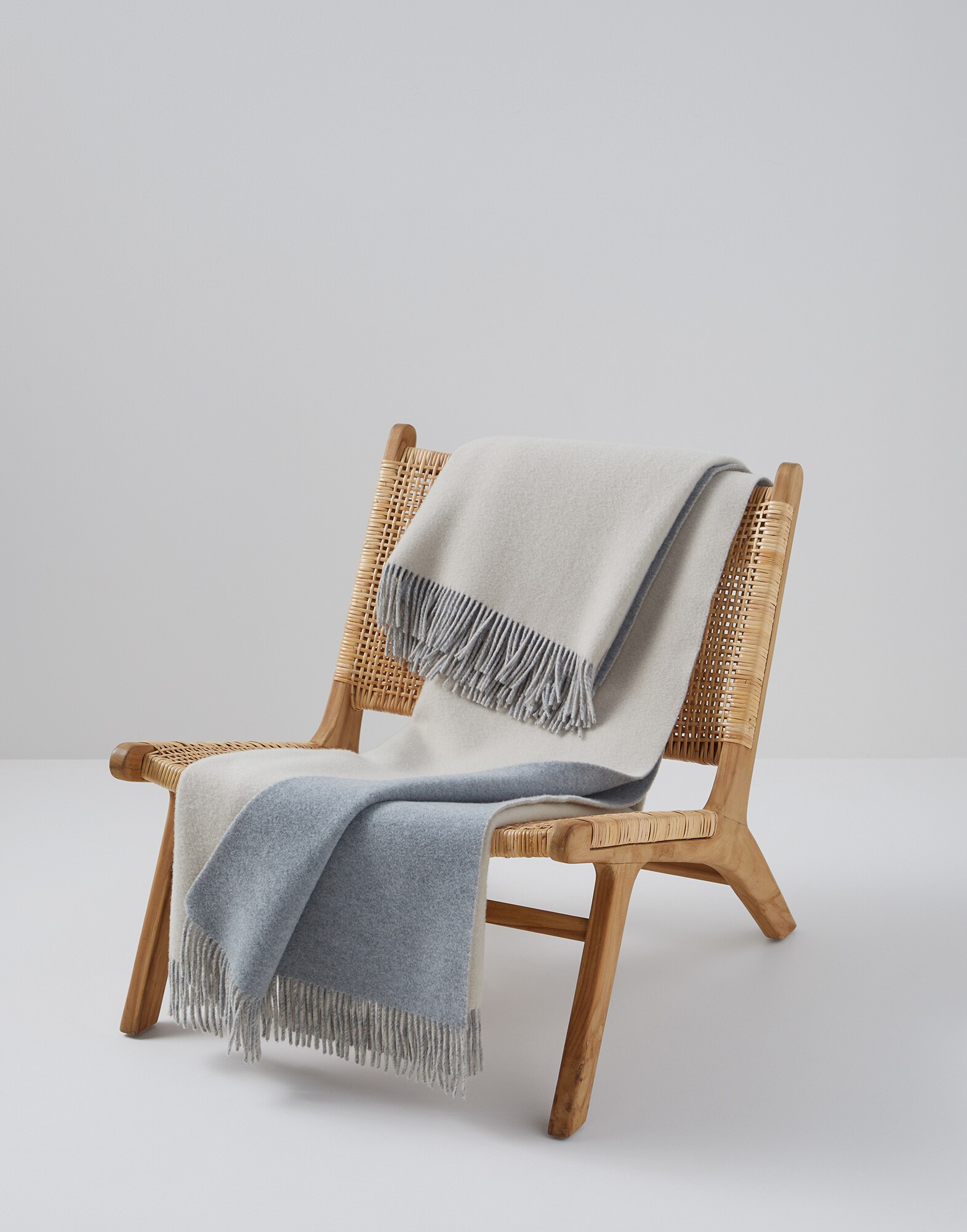 Cashmere double cloth throw