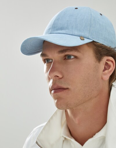 Chapeaux et Casquettes - Vue éditoriale