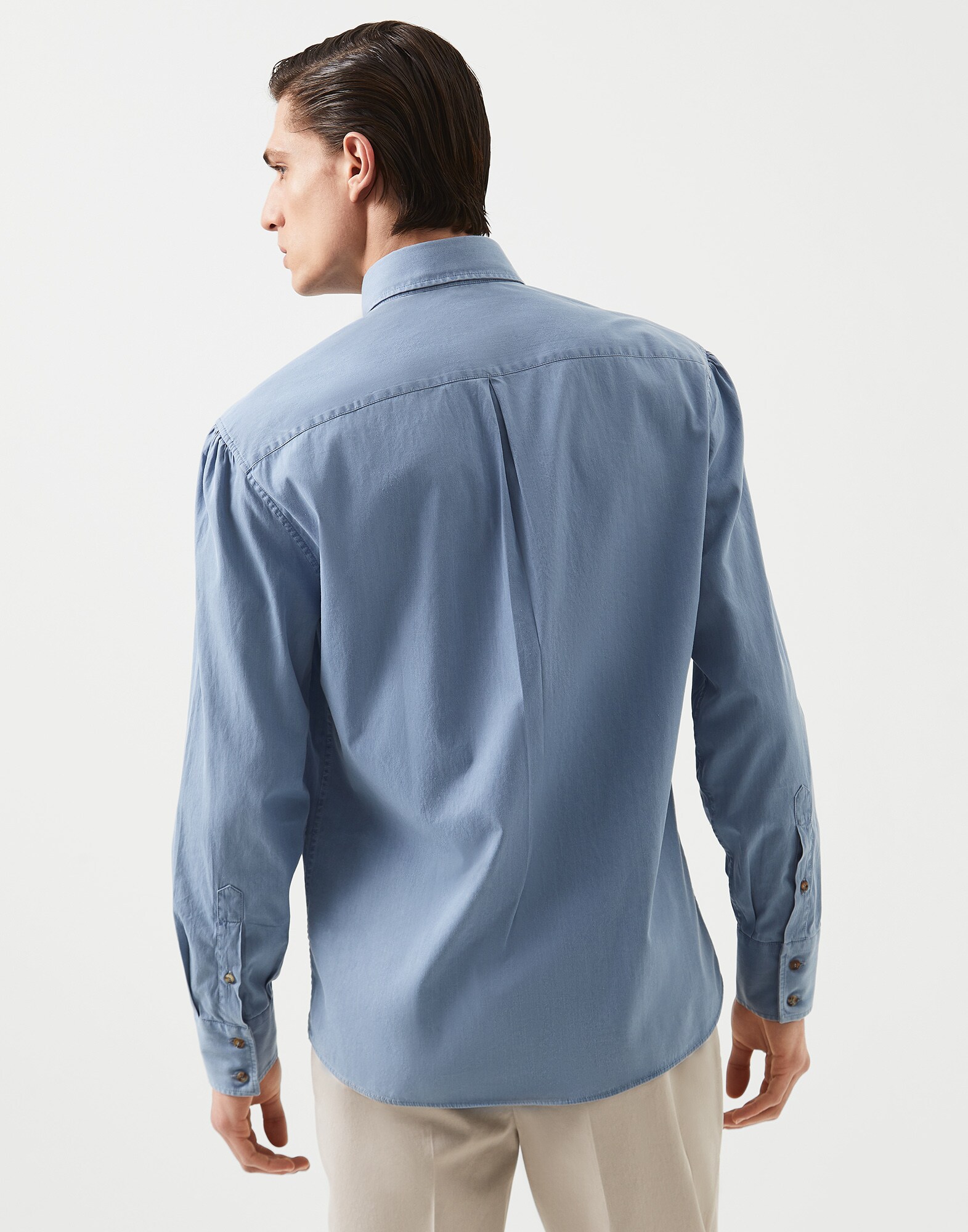 Basic - Back view