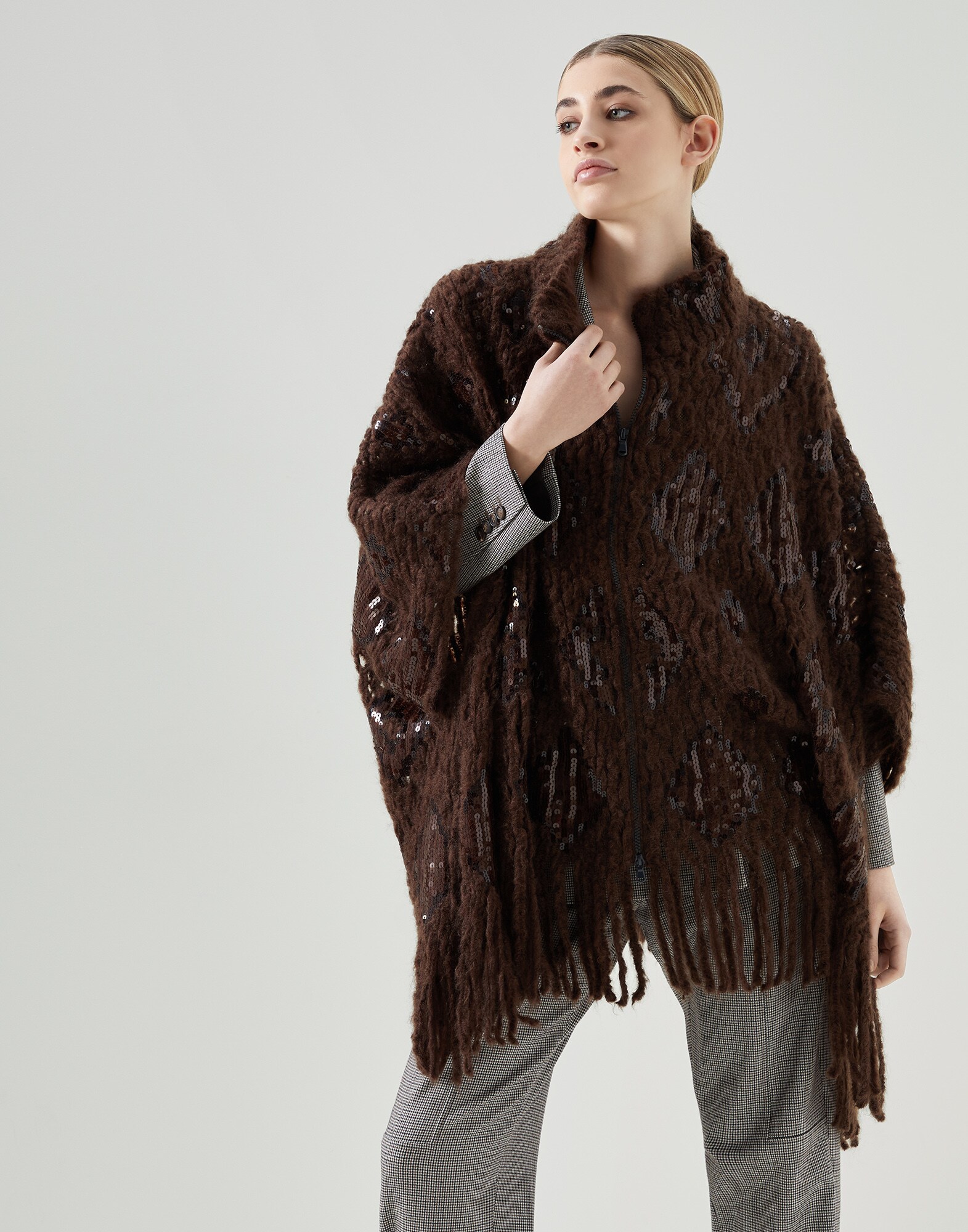 Womens Clothing Jumpers and knitwear Ponchos and poncho dresses Brunello Cucinelli Cable-knit Poncho in Brown 