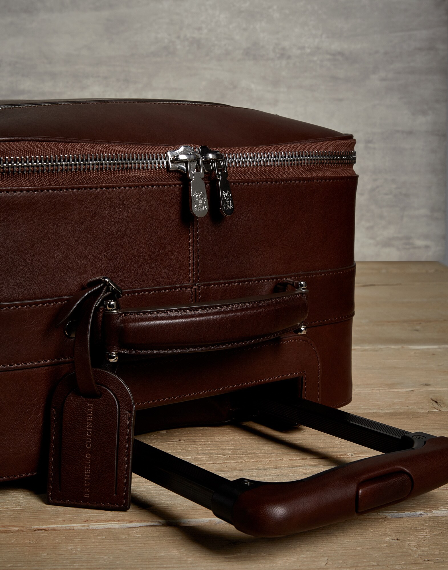 Travel Bag - Detail view