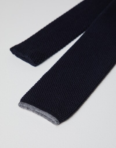 Tie - Detail view