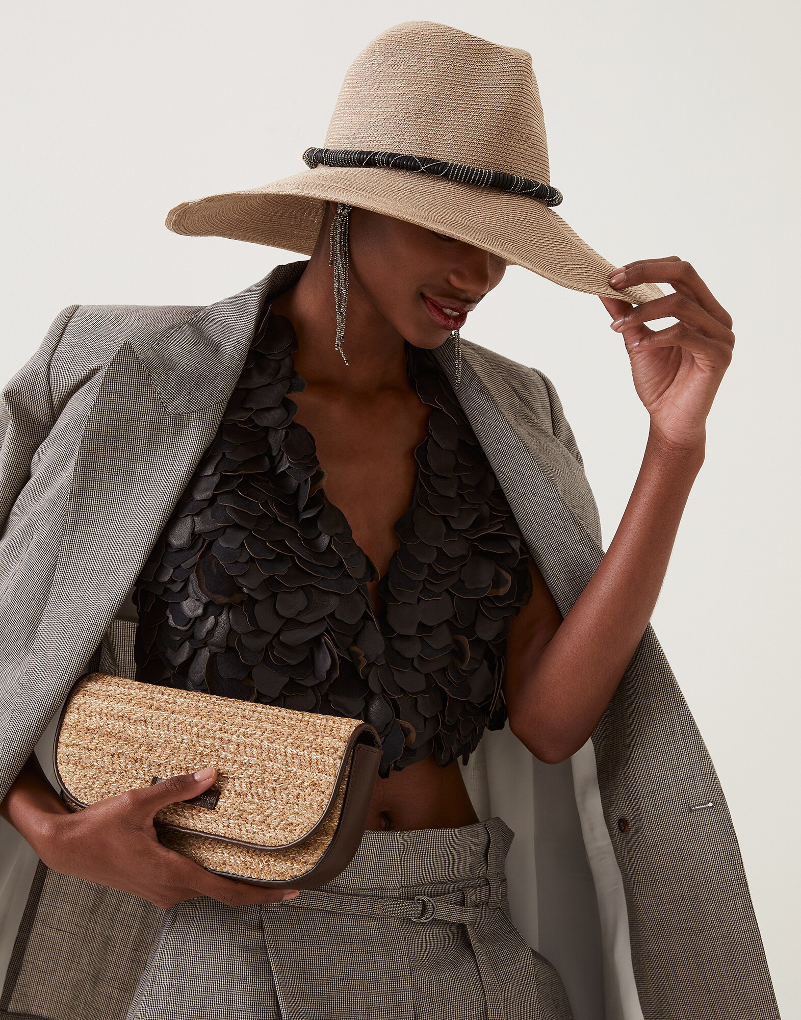 Shoulder Bag - Editorial view