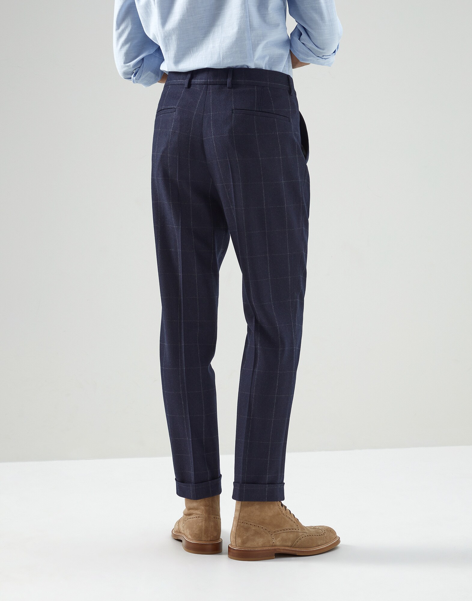 Pleated - Back view