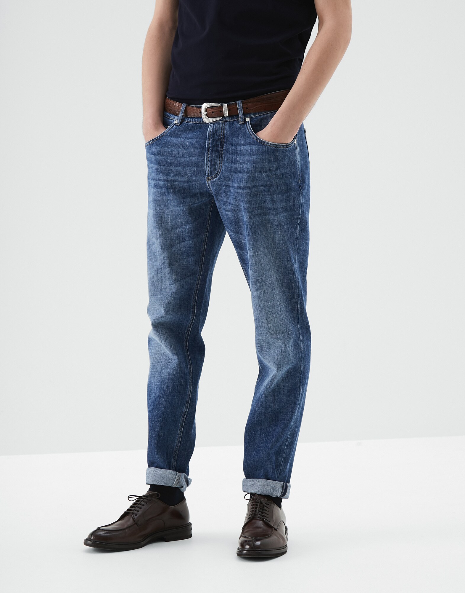 Traditional fit five-pocket trousers