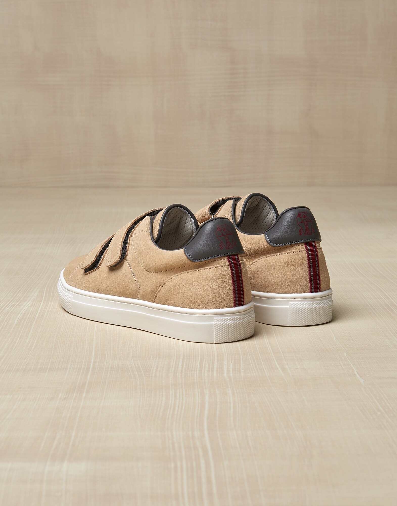 Sneakers - Back