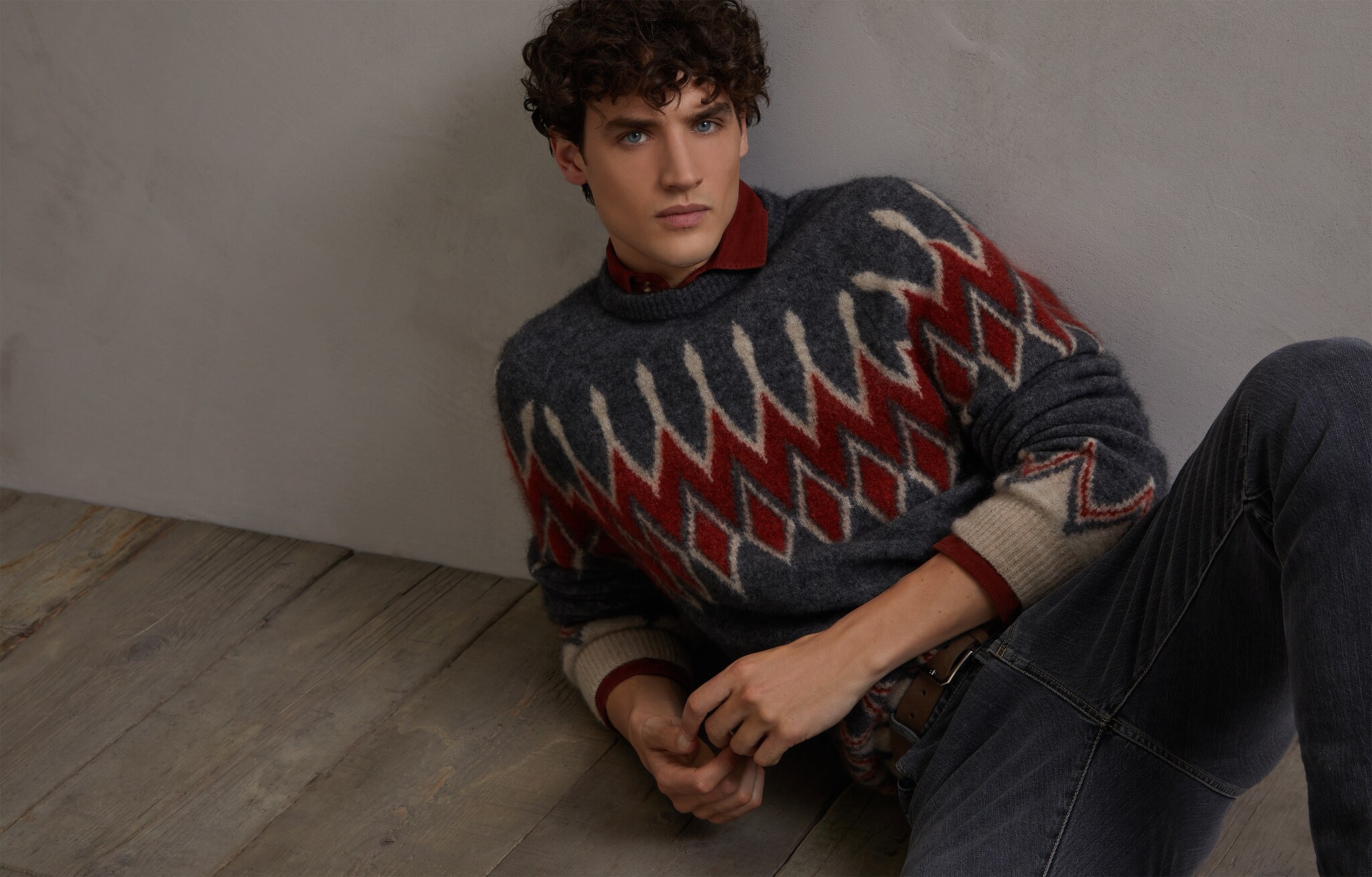 Crewneck Sweater - Horizontal