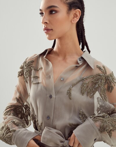 Gown - Detail view