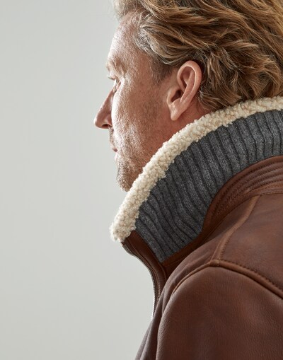 Leather - Detail view
