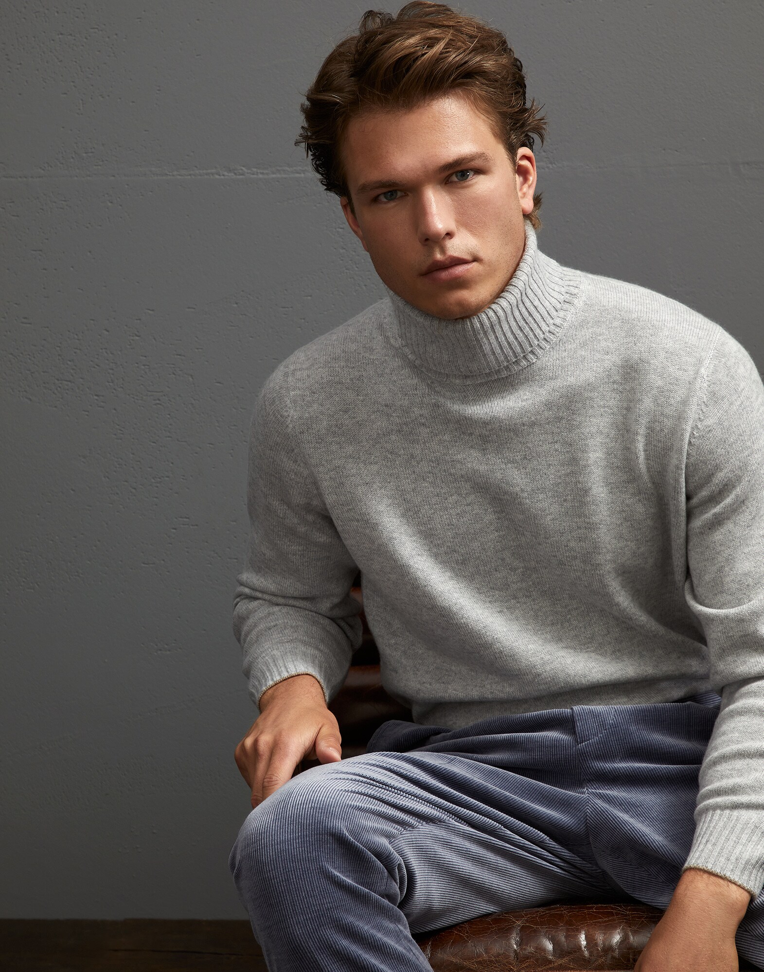 Turtleneck - Editorial view