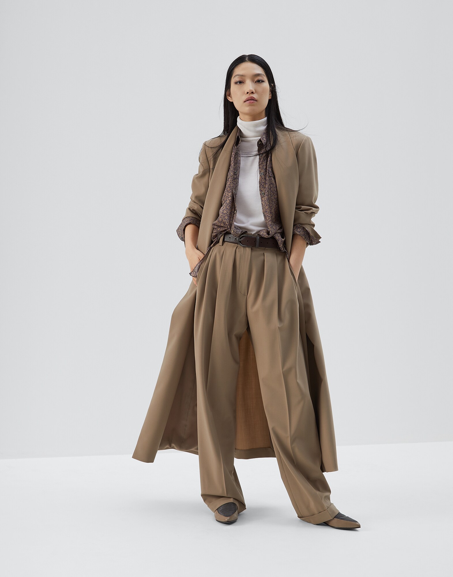 202WOUTFITPRE1 image number 0